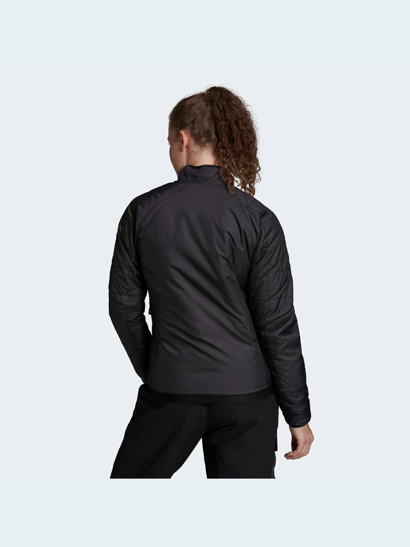 Куртки и дубленки Adidas модель H53420 Куртки и дубленки Adidas модель H53420 Фото