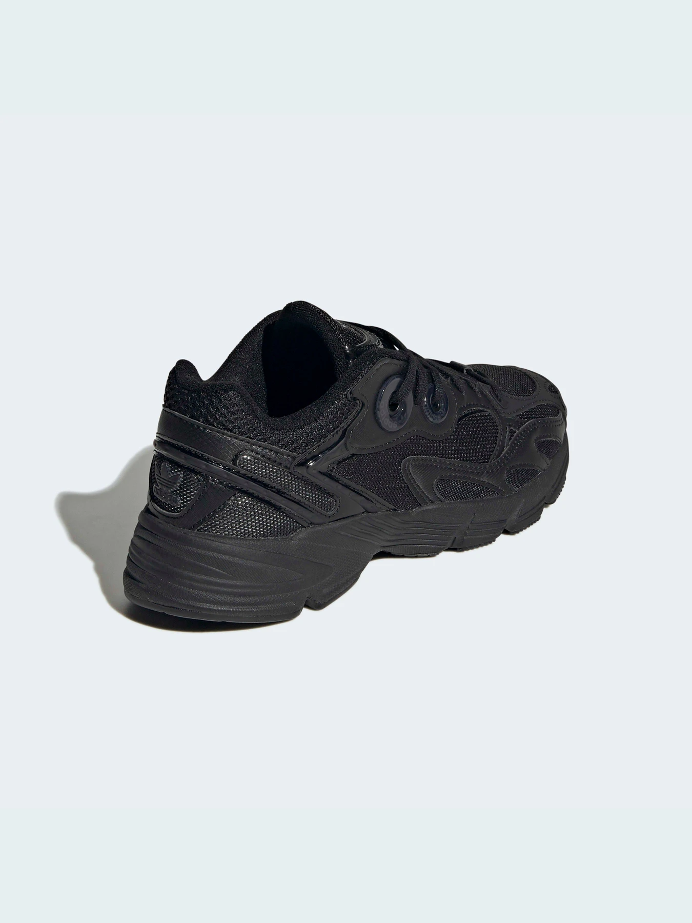 Кроссовки Adidas Astir модель GW4341 Кроссовки Adidas Astir модель GW4341 Фото