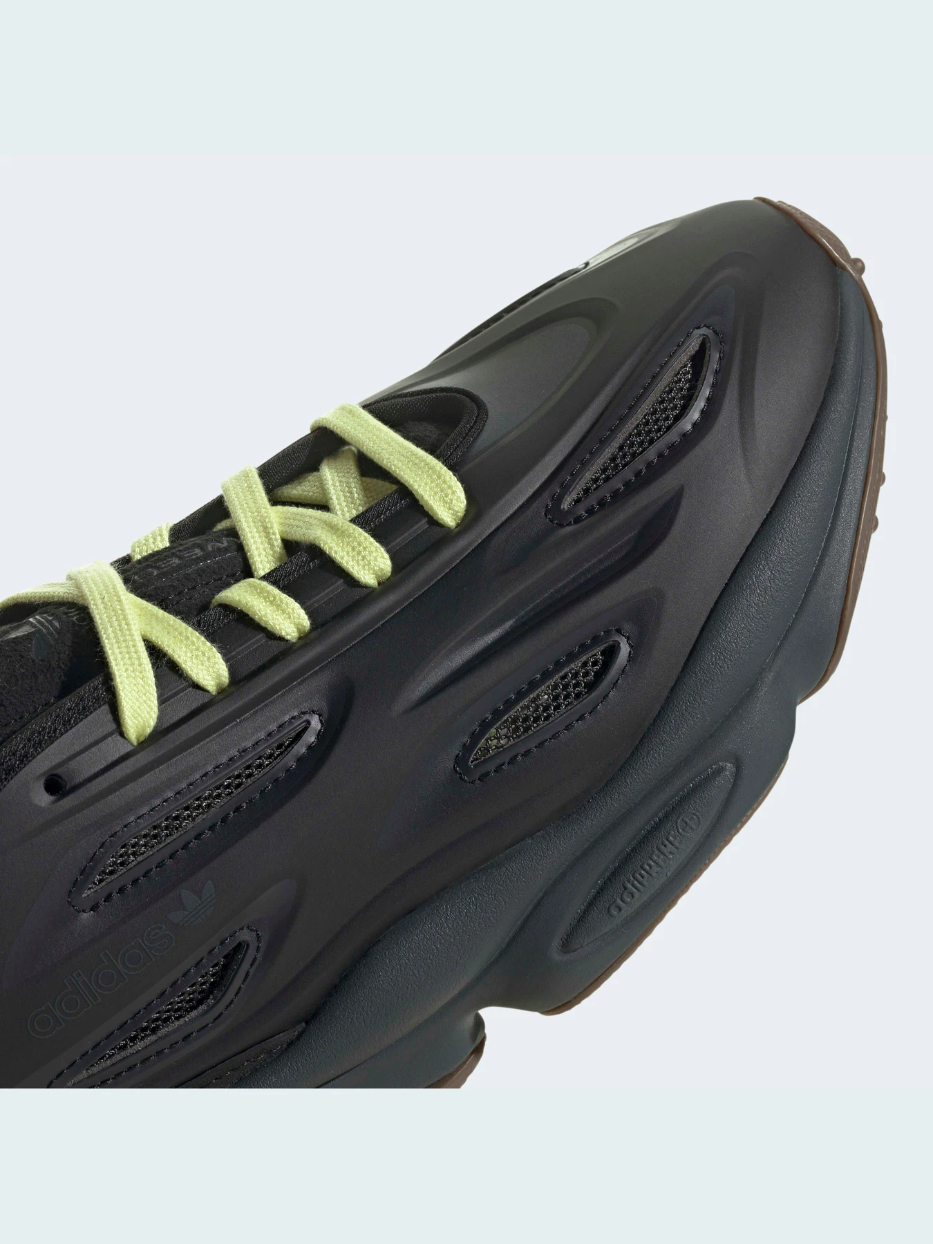 Кроссовки Adidas Ozweego модель H04235 Фото
