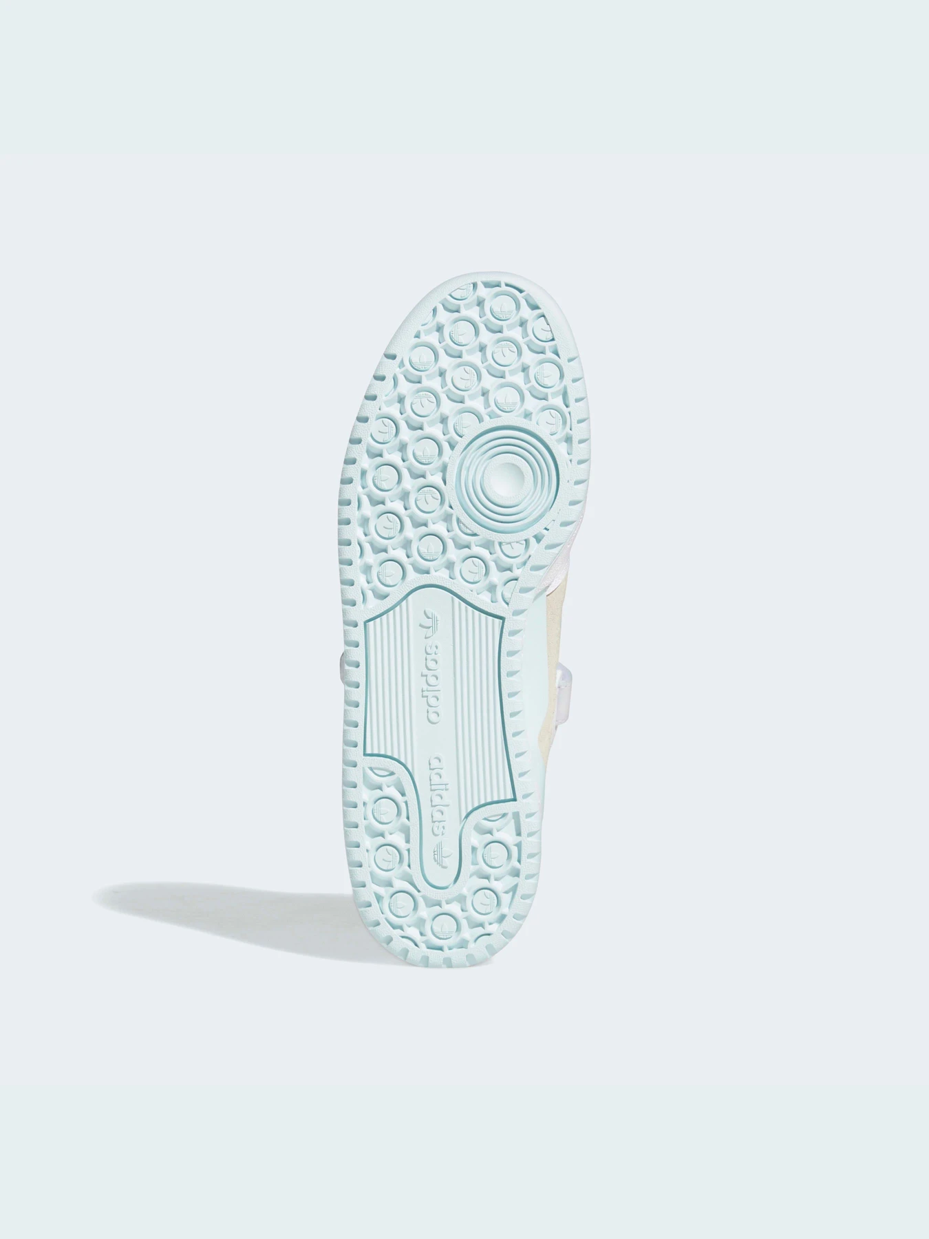 Кроссовки Adidas Forum модель GW4369 Кроссовки Adidas Forum модель GW4369 Фото