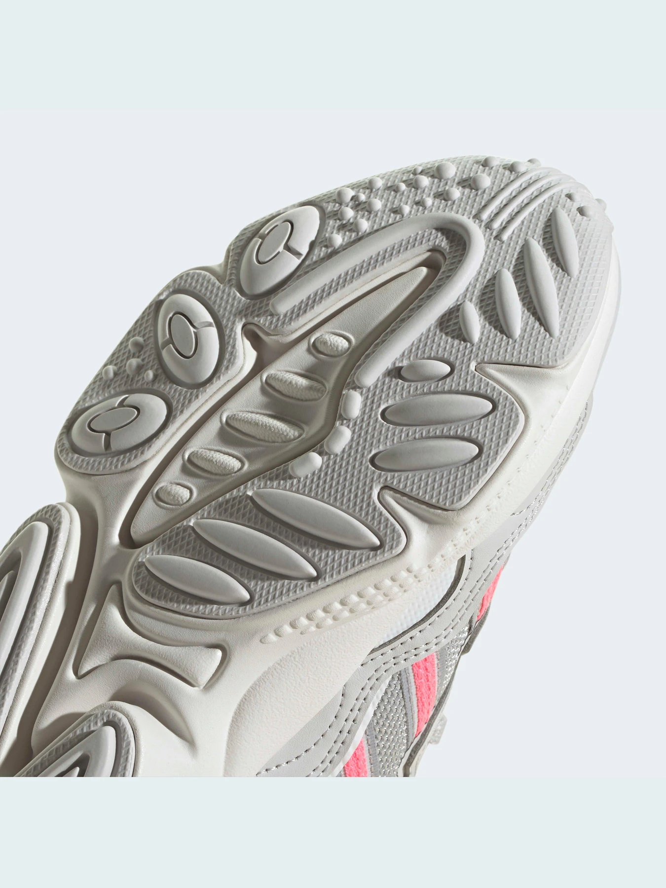 Кроссовки Adidas Ozweego модель GV8893 Кроссовки Adidas Ozweego модель GV8893 Фото