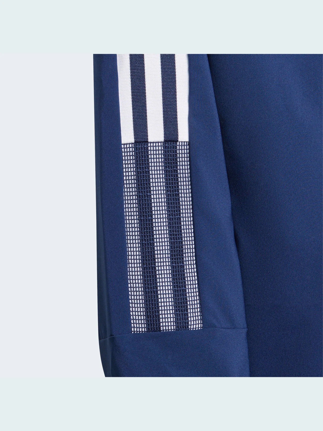 Куртки та дублянки Adidas Tiro модель GP4974 Фото