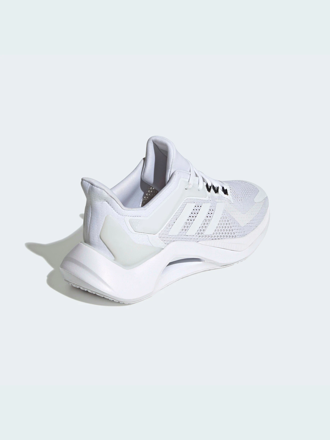 Кроссовки Adidas Alphatorsion модель GY0599 Кроссовки Adidas Alphatorsion модель GY0599 Фото