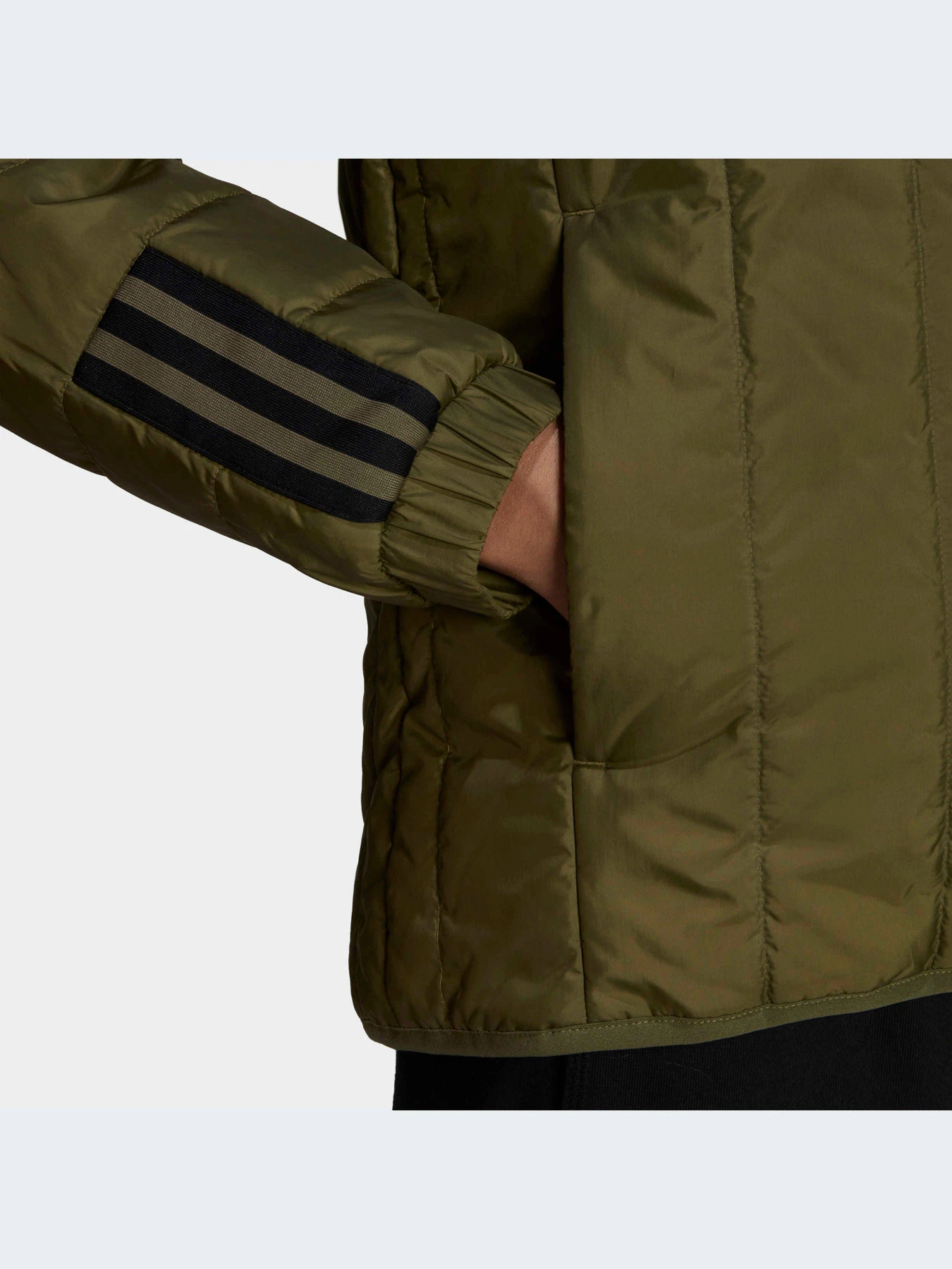 Куртки и дубленки Adidas 3 Stripes модель H65757 Куртки и дубленки Adidas 3 Stripes модель H65757 Фото