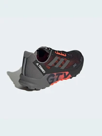 Кроссовки Adidas модель H03183 Фото