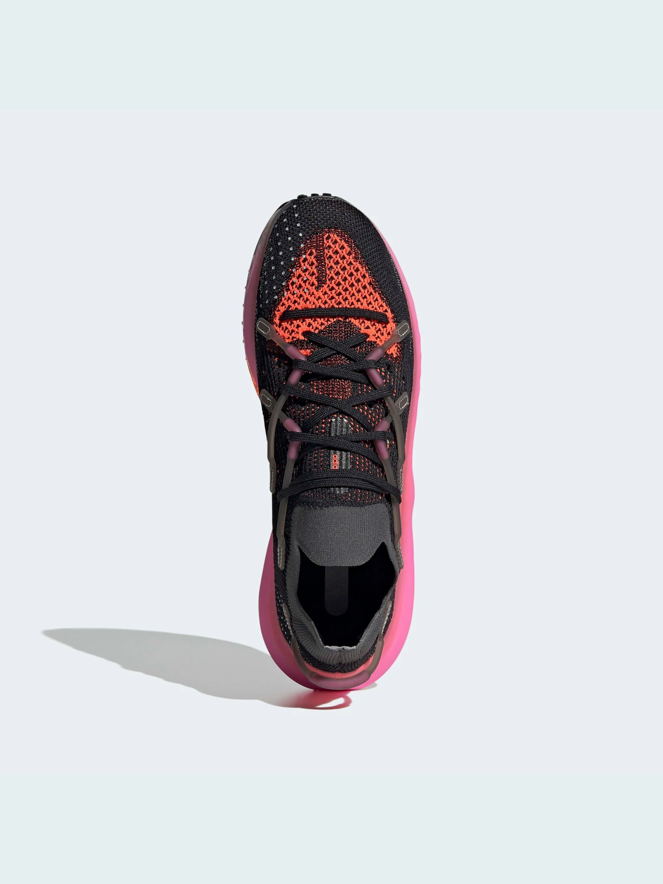 Кроссовки Adidas модель FX6131 Кроссовки Adidas модель FX6131 Фото