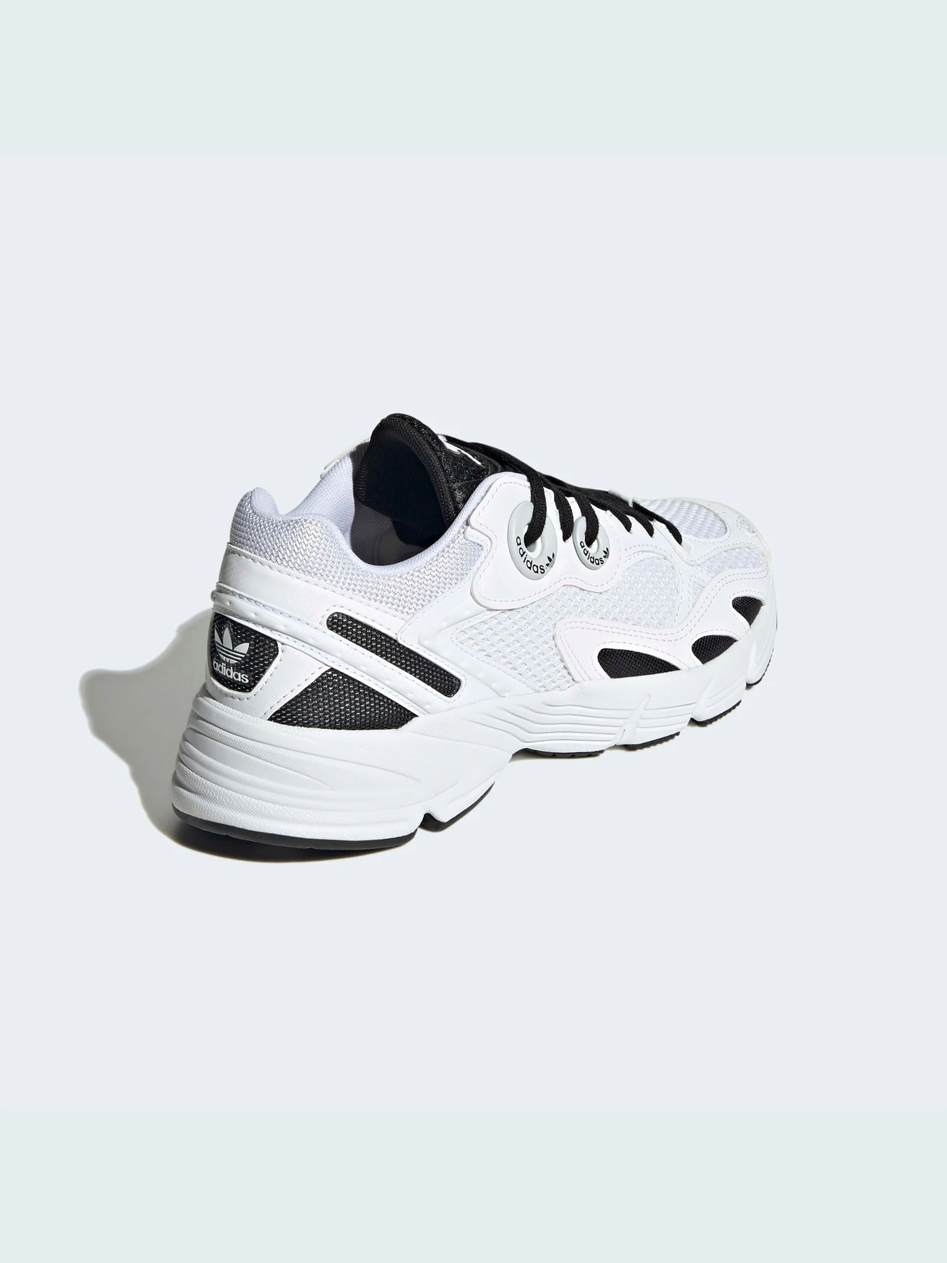 Кроссовки Adidas Astir модель HR0780 Кроссовки Adidas Astir модель HR0780 Фото