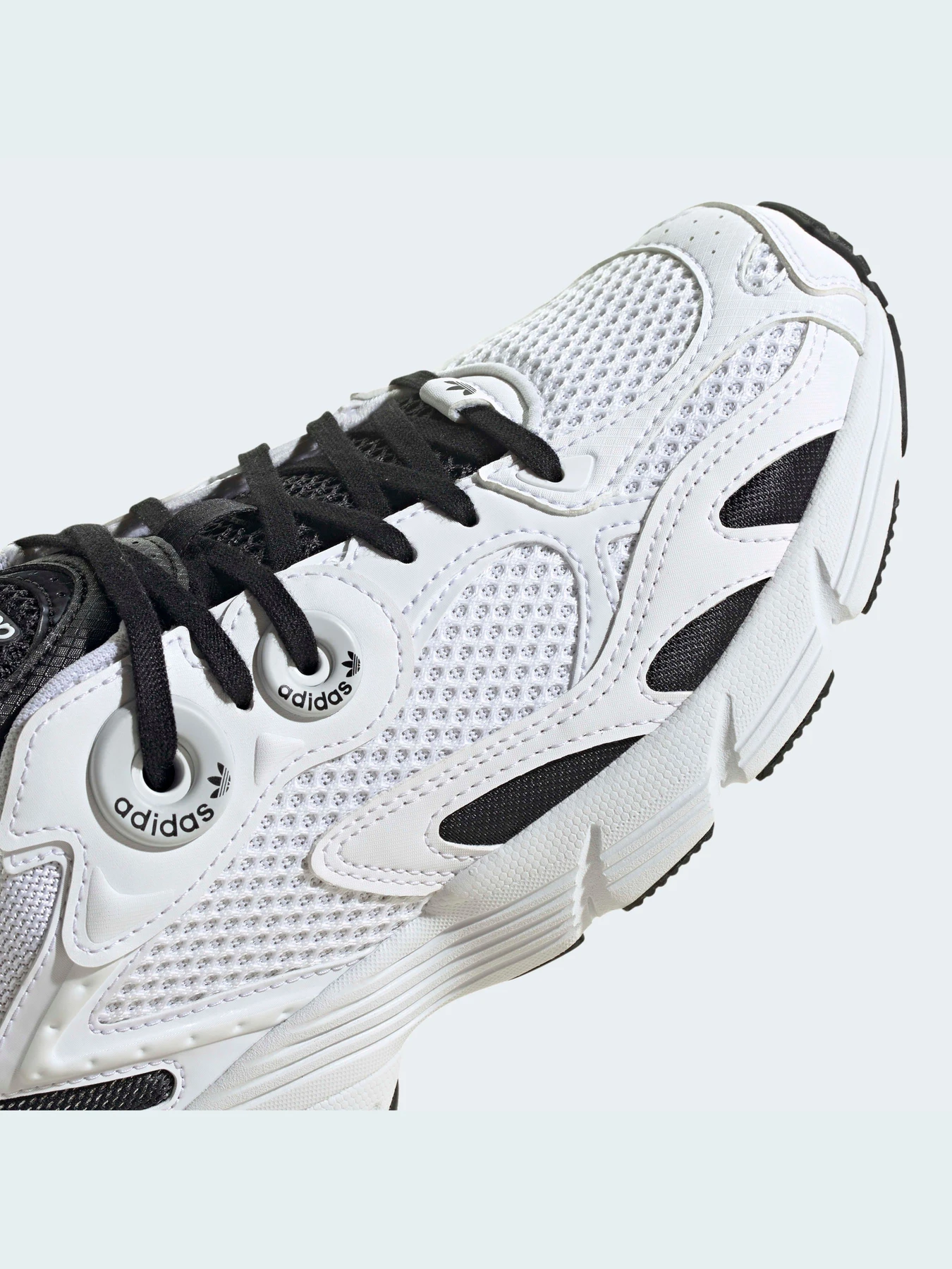 Кроссовки Adidas Astir модель HR0780 Кроссовки Adidas Astir модель HR0780 Фото