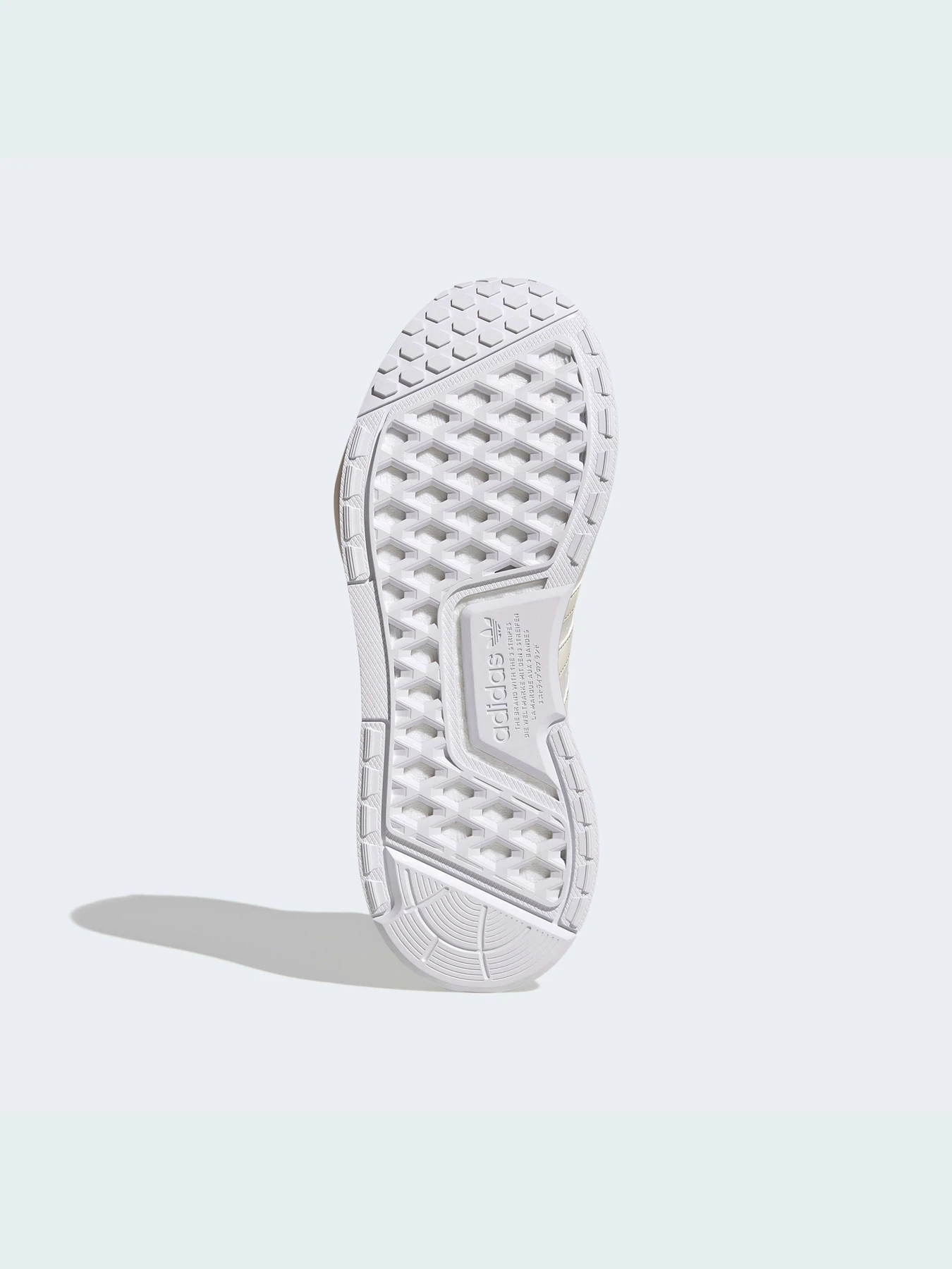 Кроссовки Adidas NMD модель GY6818 Кроссовки Adidas NMD модель GY6818 Фото