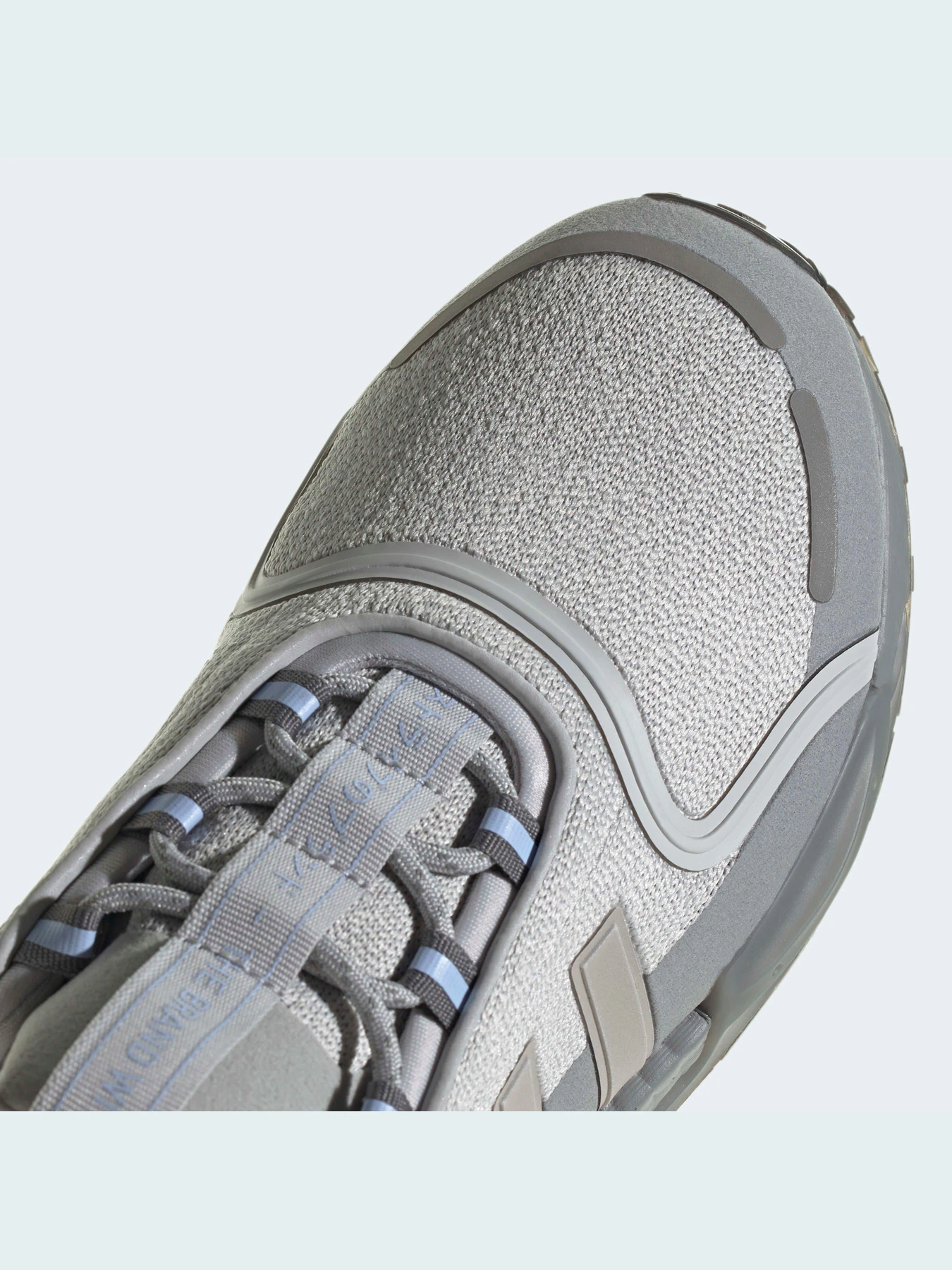Кроссовки Adidas NMD модель HQ4277 Фото