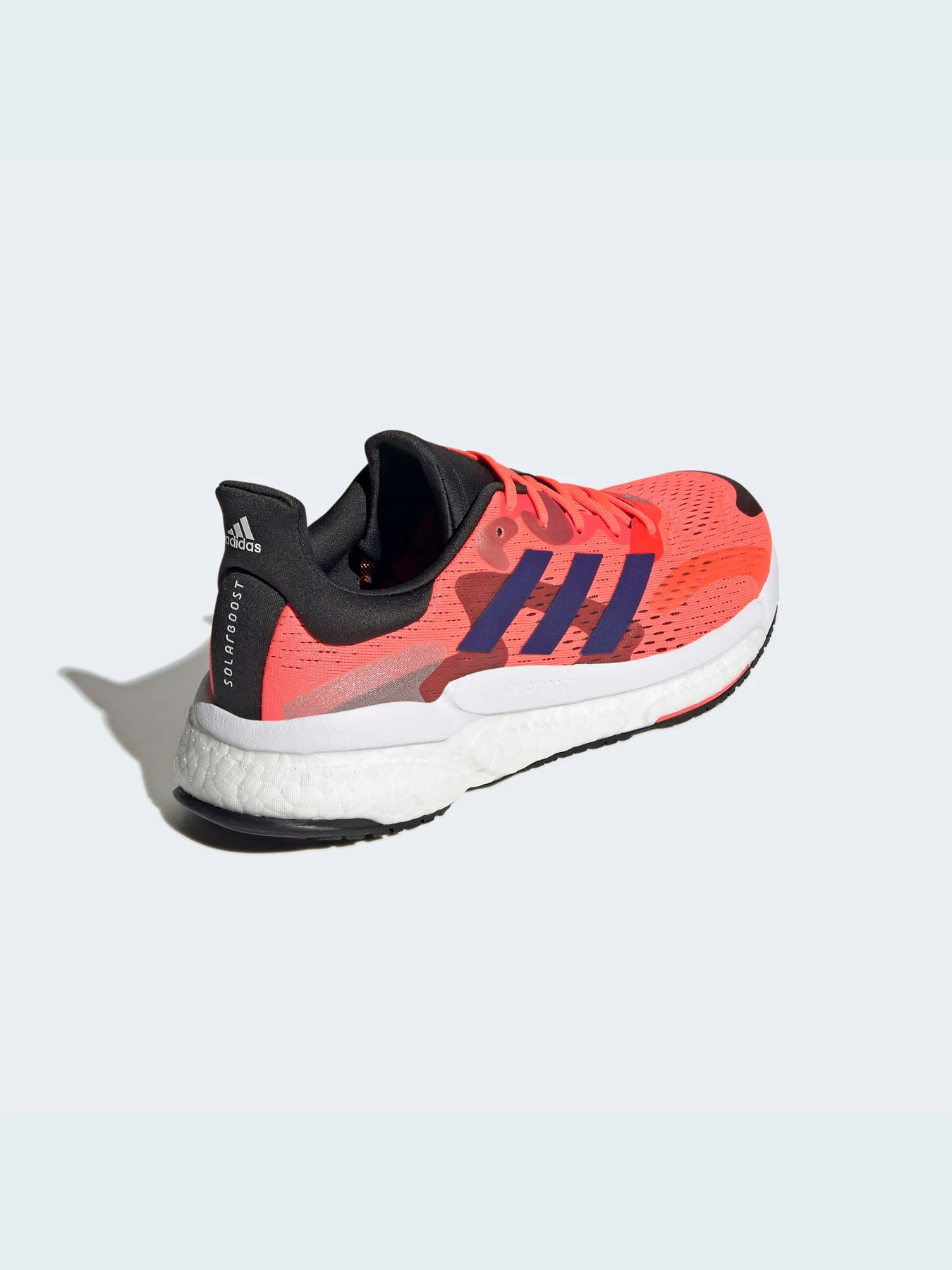 Кроссовки Adidas модель H01146 Кроссовки Adidas модель H01146 Фото