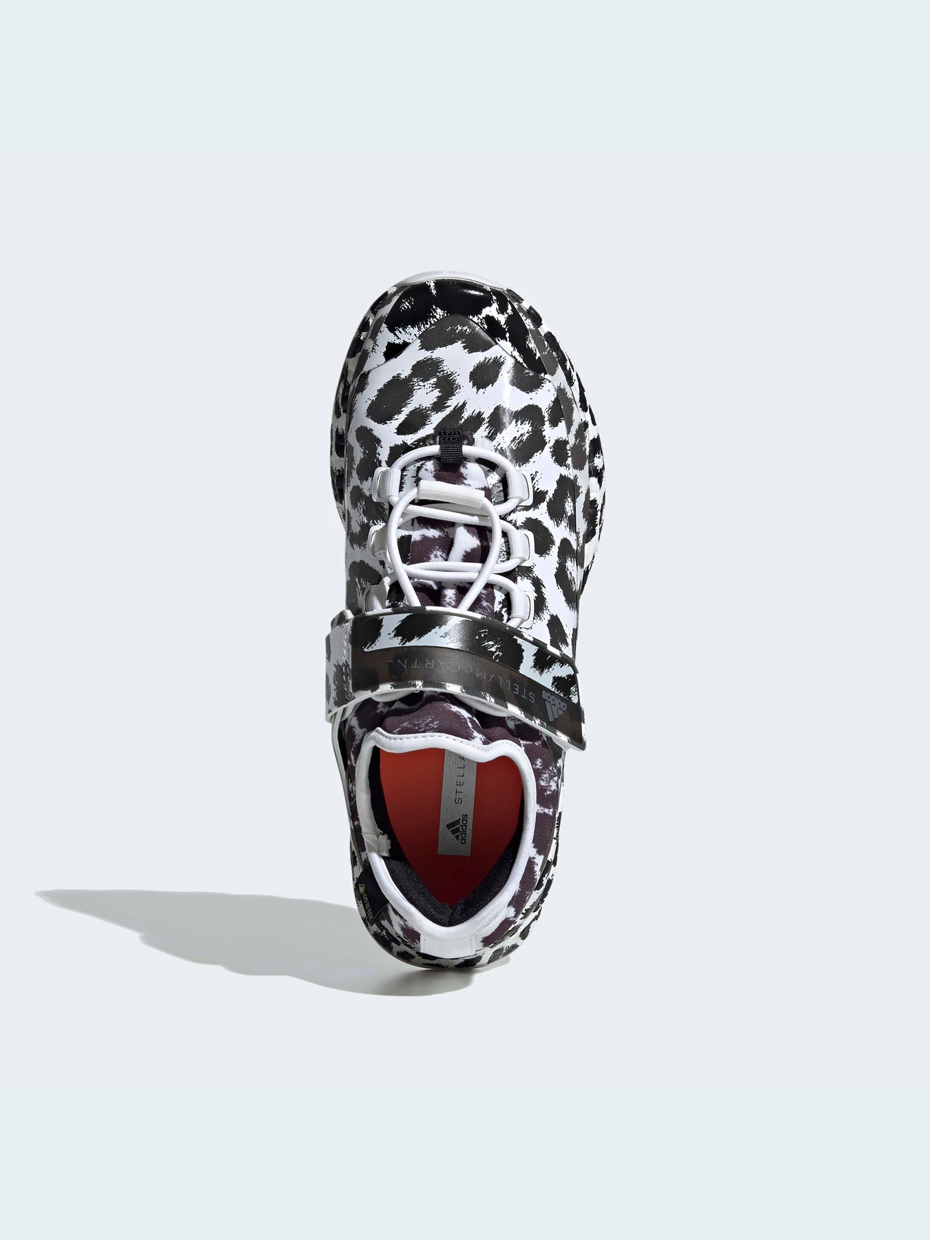 Кроссовки Adidas модель FV7461 Кроссовки Adidas модель FV7461 Фото