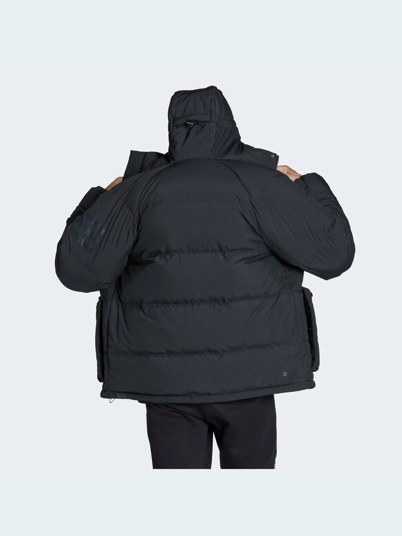 Куртки и дубленки Adidas модель HG8581 Куртки и дубленки Adidas модель HG8581 Фото