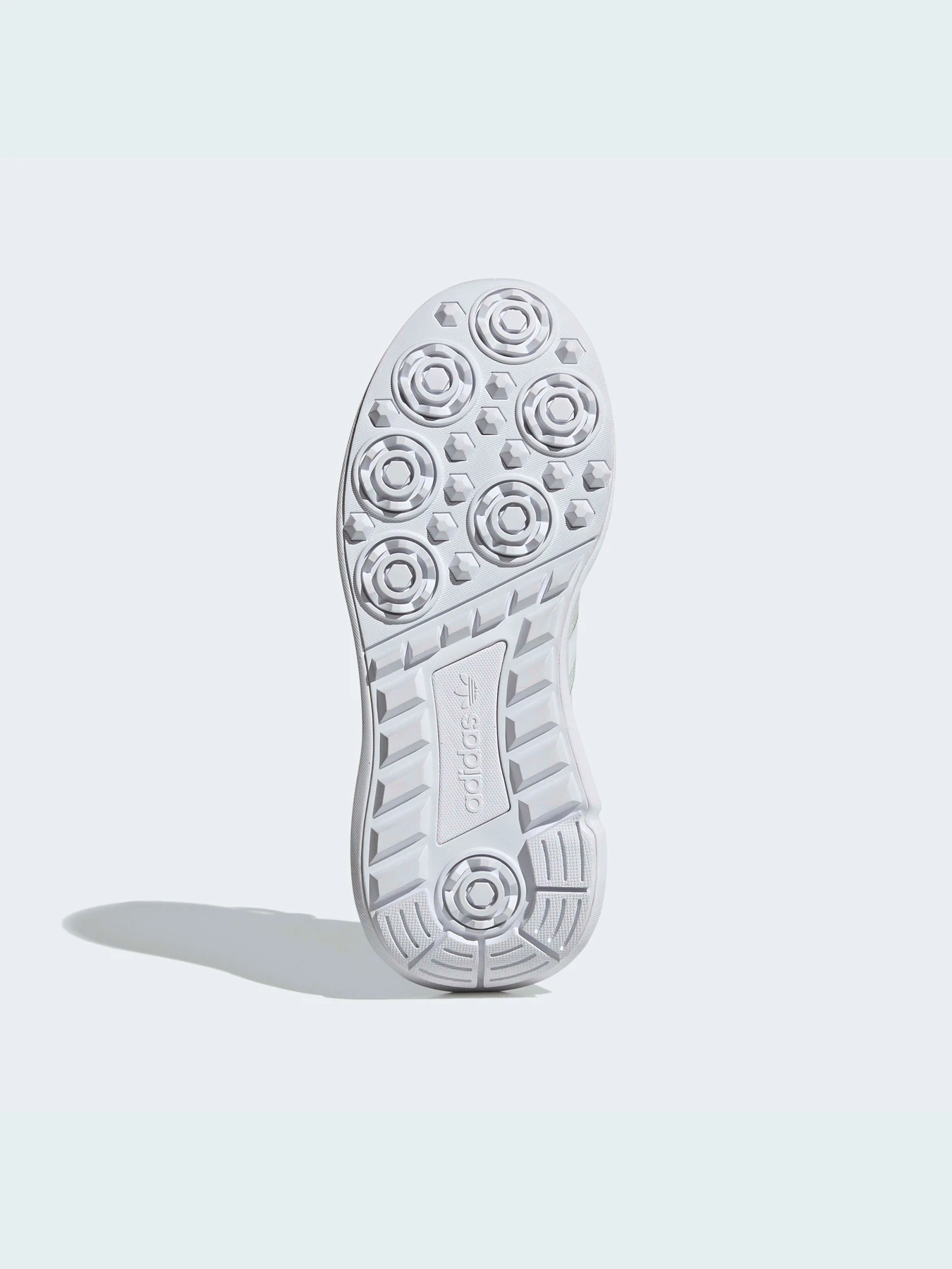 Кроссовки Adidas модель FY6499 Кроссовки Adidas модель FY6499 Фото