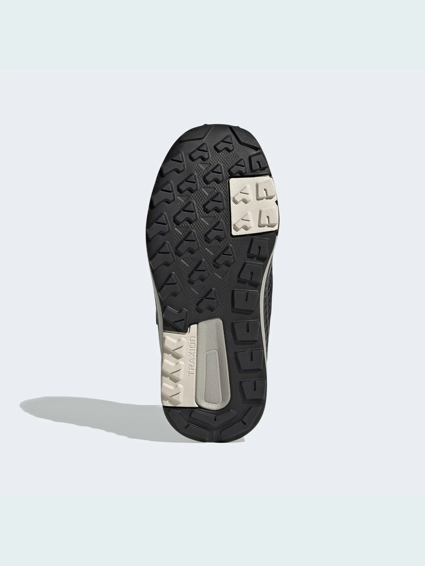 Кроссовки Adidas модель FW9324 Кроссовки Adidas модель FW9324 Фото