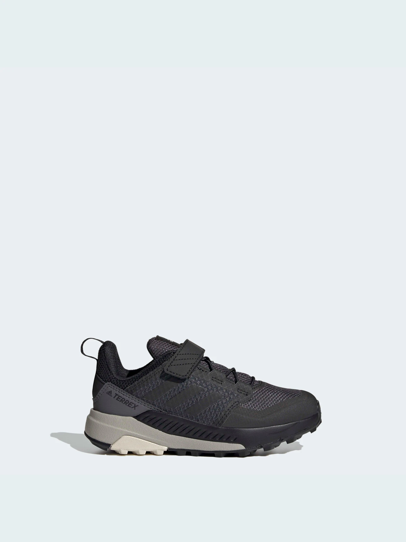 Кроссовки Adidas модель FW9324 Кроссовки Adidas модель FW9324 Фото