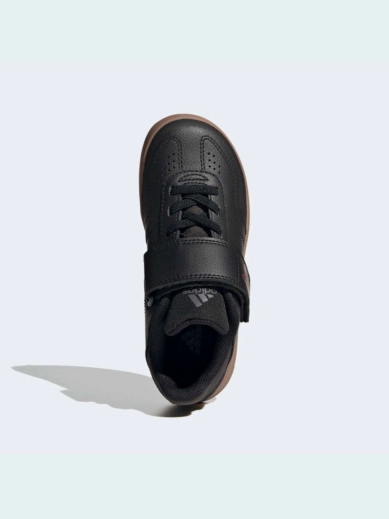 Кросівки Adidas модель EH3526 Кросівки Adidas модель EH3526 Фото
