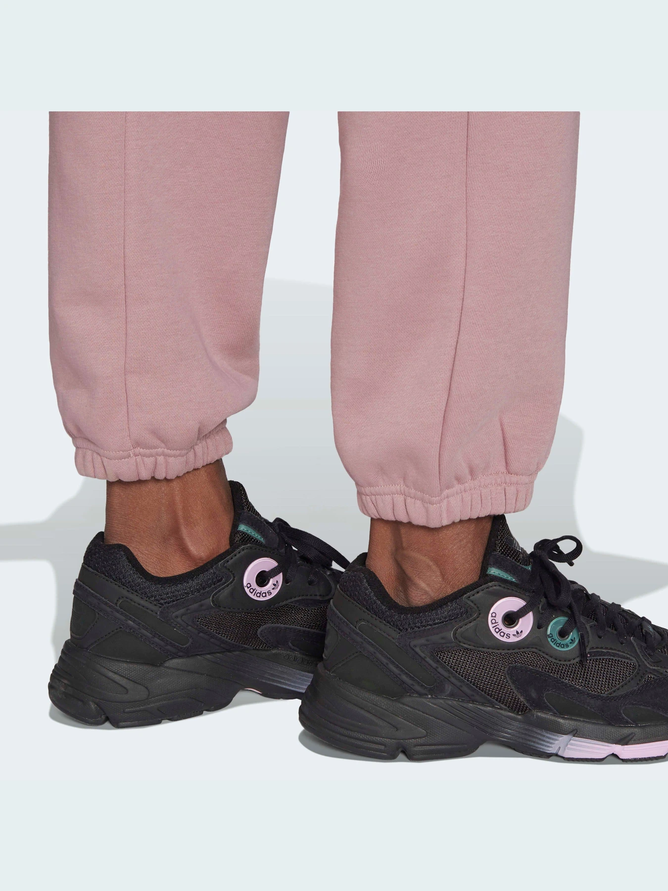 Штани Adidas модель HF7515 Фото