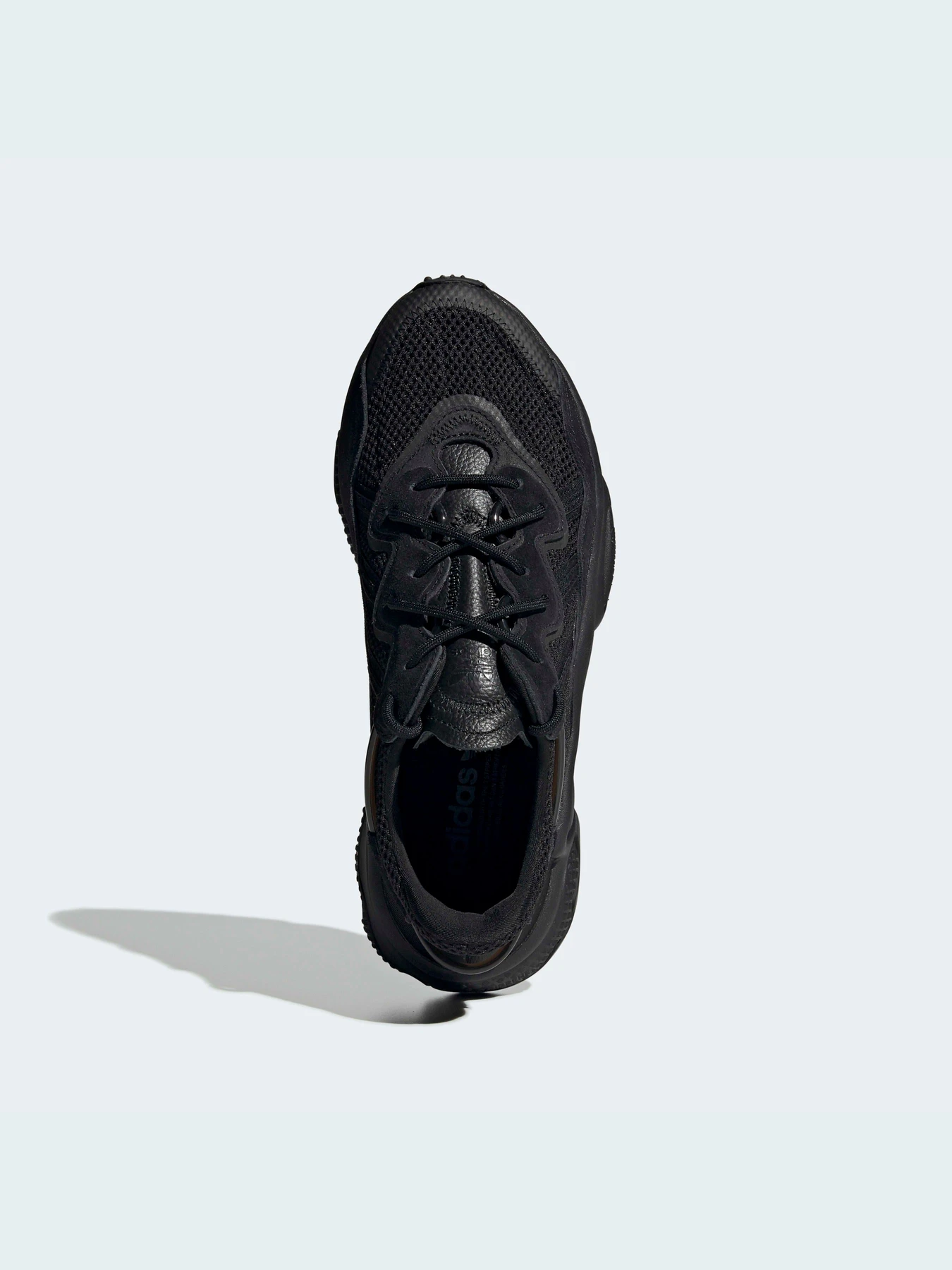 Кроссовки Adidas Ozweego модель EE6999 Фото