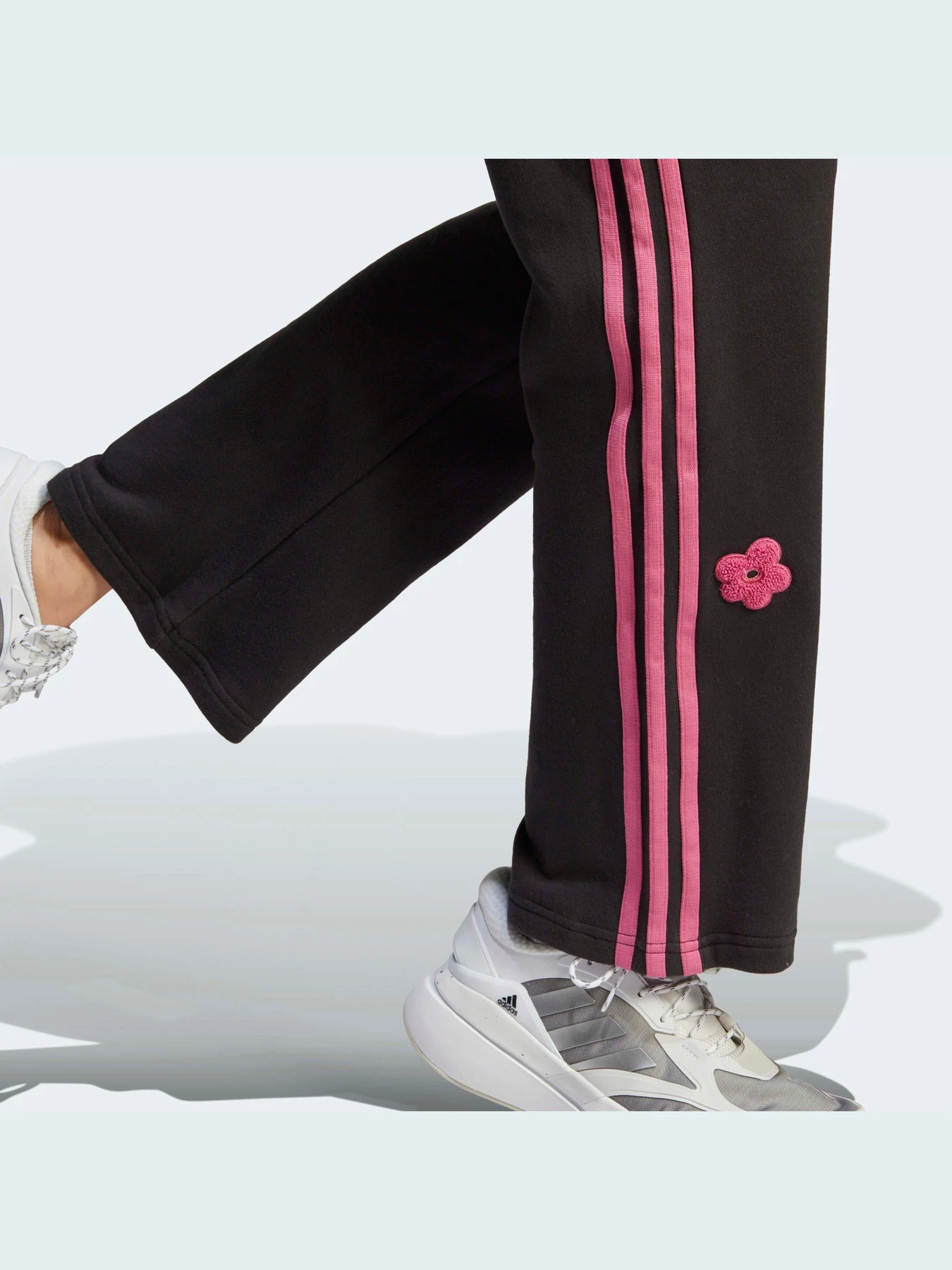 Брюки Adidas 3 Stripes модель IC0018 Фото
