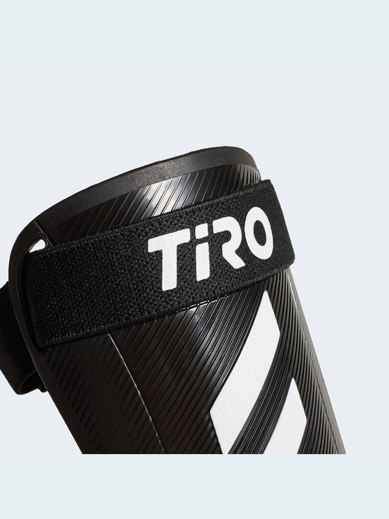 Щитки Adidas Tiro модель GK3536 Щитки Adidas Tiro модель GK3536 Фото