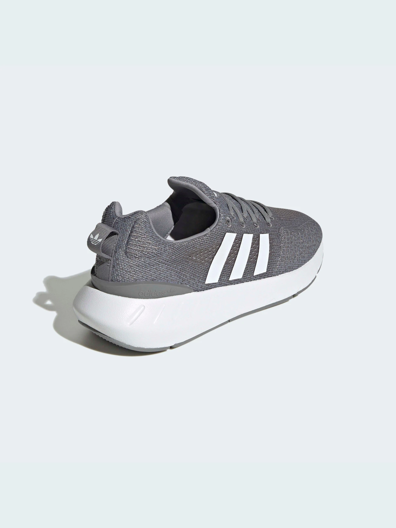 Кроссовки Adidas Swift модель GZ3495 Кроссовки Adidas Swift модель GZ3495 Фото