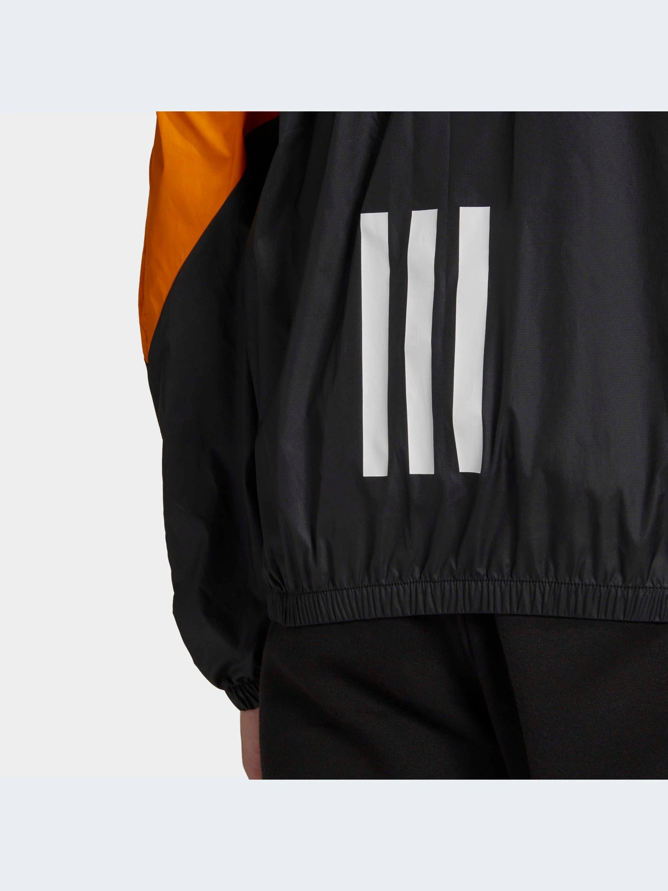 Куртки и дубленки Adidas модель GT6561 Фото