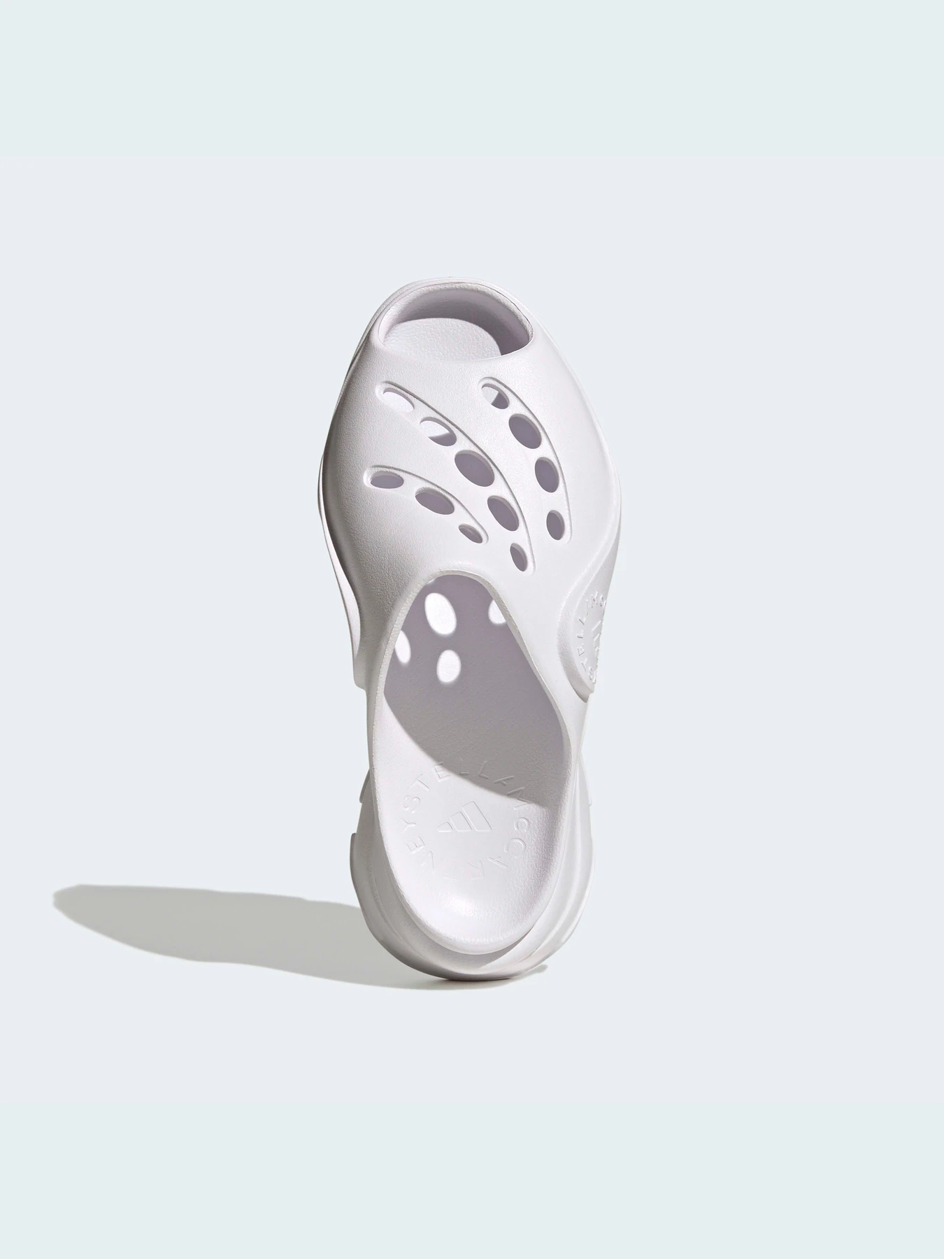 Шльопанці Adidas модель GW4365 Шльопанці Adidas модель GW4365 Фото
