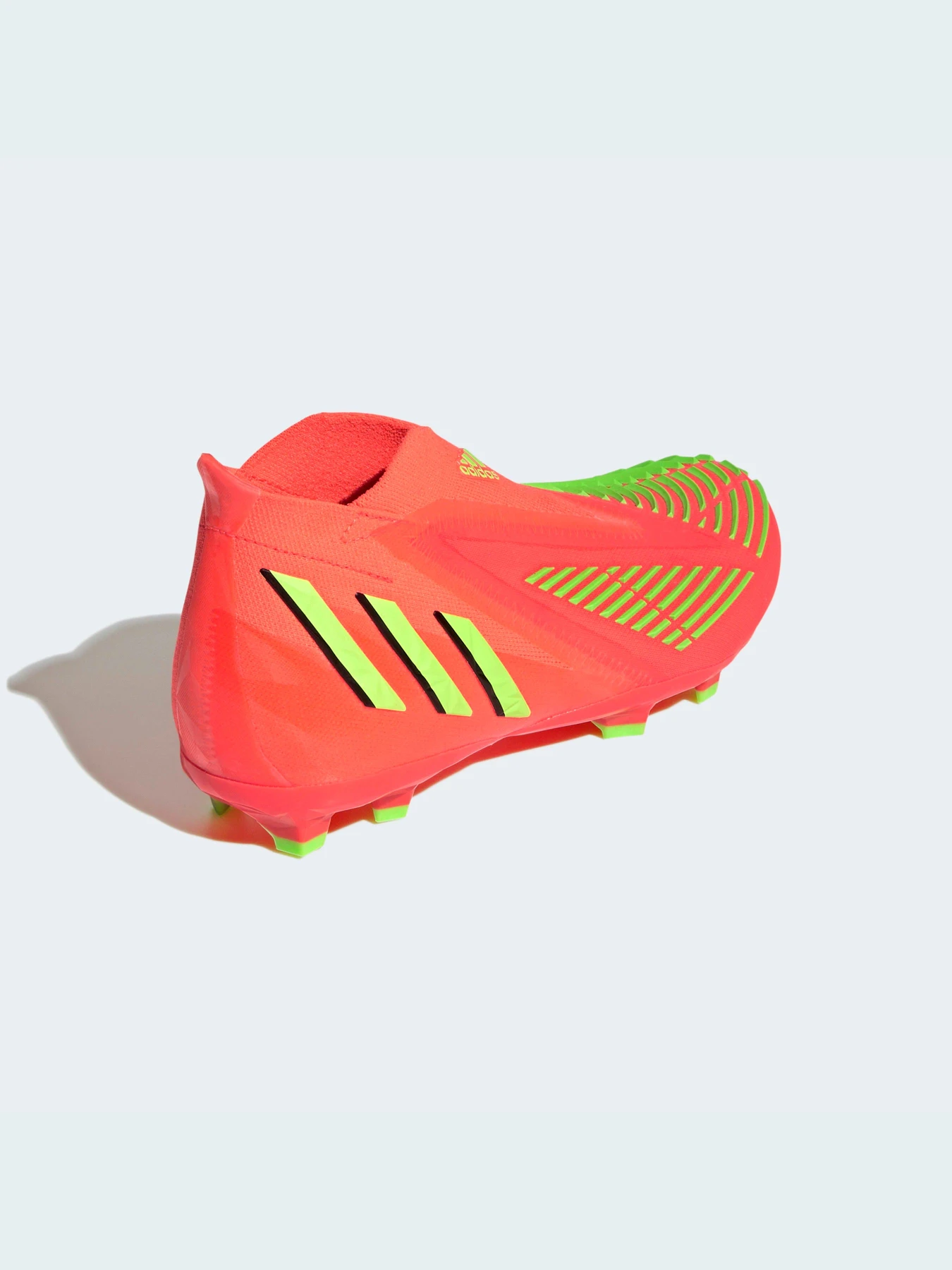 Кроссовки Adidas Predator модель GW0971 Кроссовки Adidas Predator модель GW0971 Фото