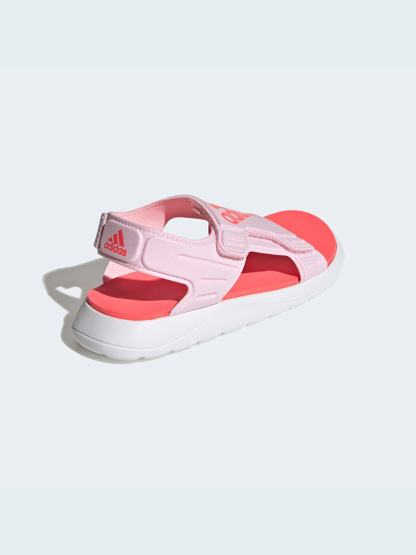 Сандалии Adidas модель GY8384 Сандалии Adidas модель GY8384 Фото