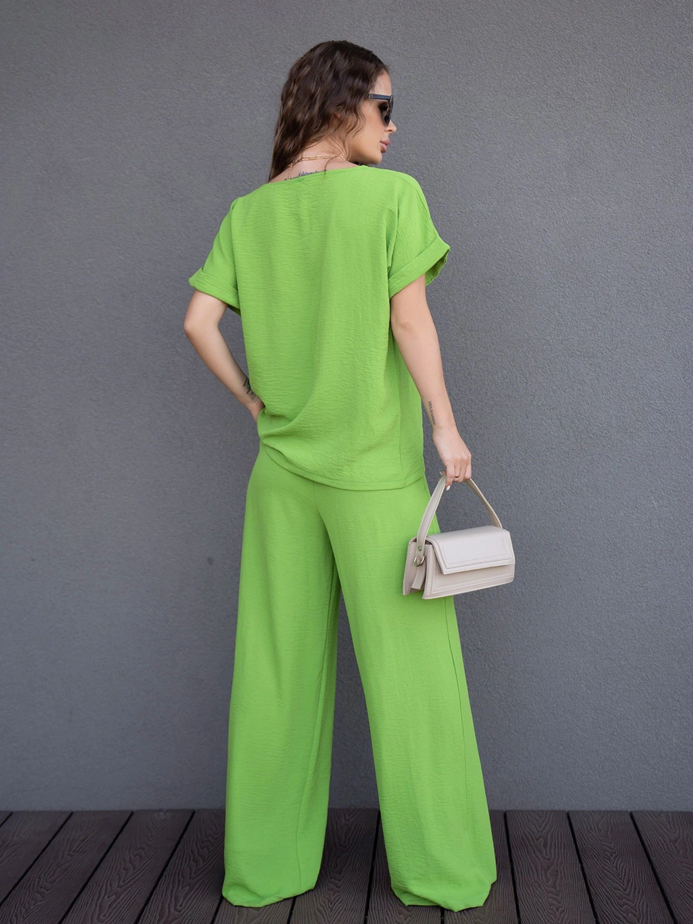 Костюмы ISSA Plus модель 12766_green Костюмы ISSA Plus модель 12766_green Фото