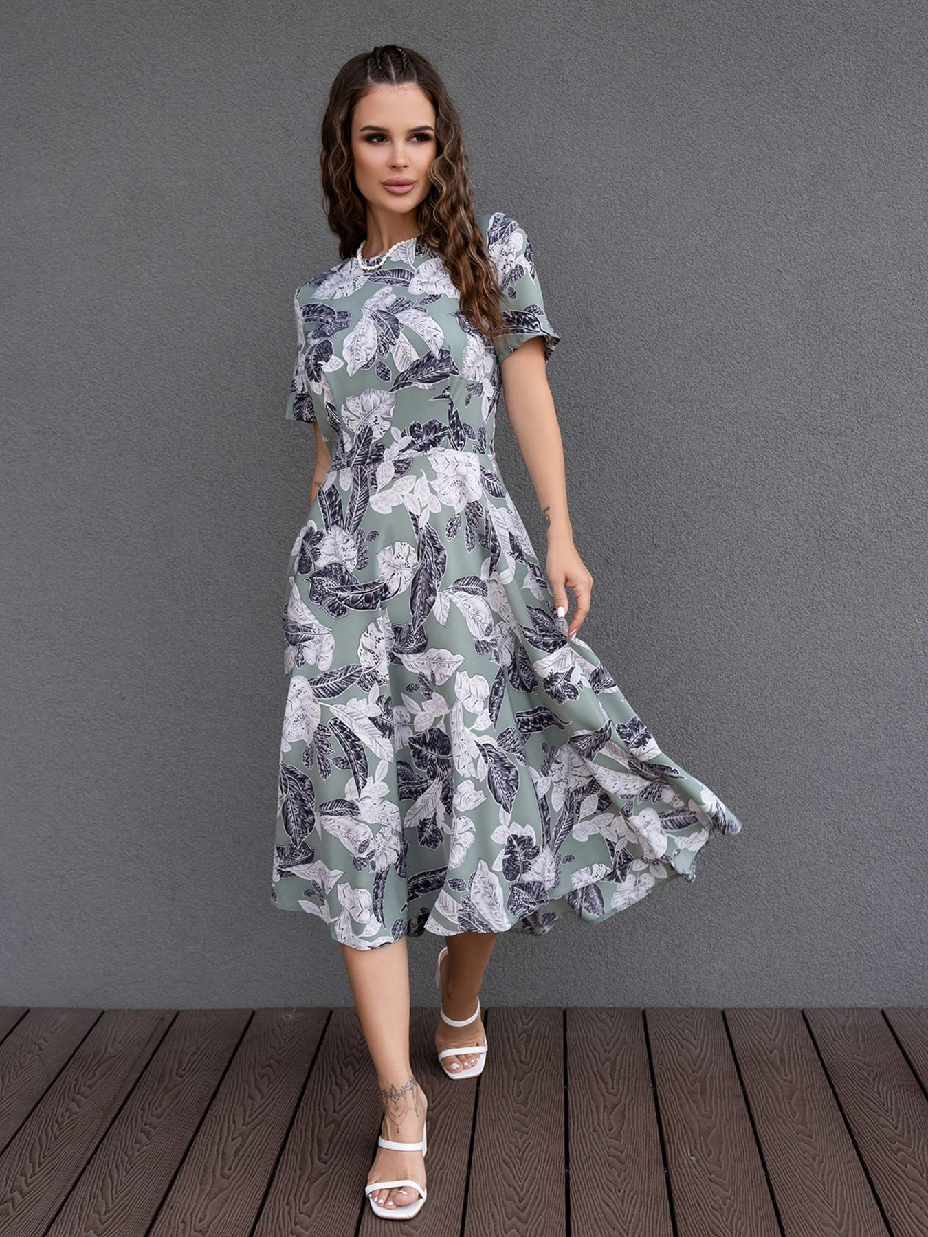 Сукні ISSA Plus модель 14082_olive Сукні ISSA Plus модель 14082_olive Фото