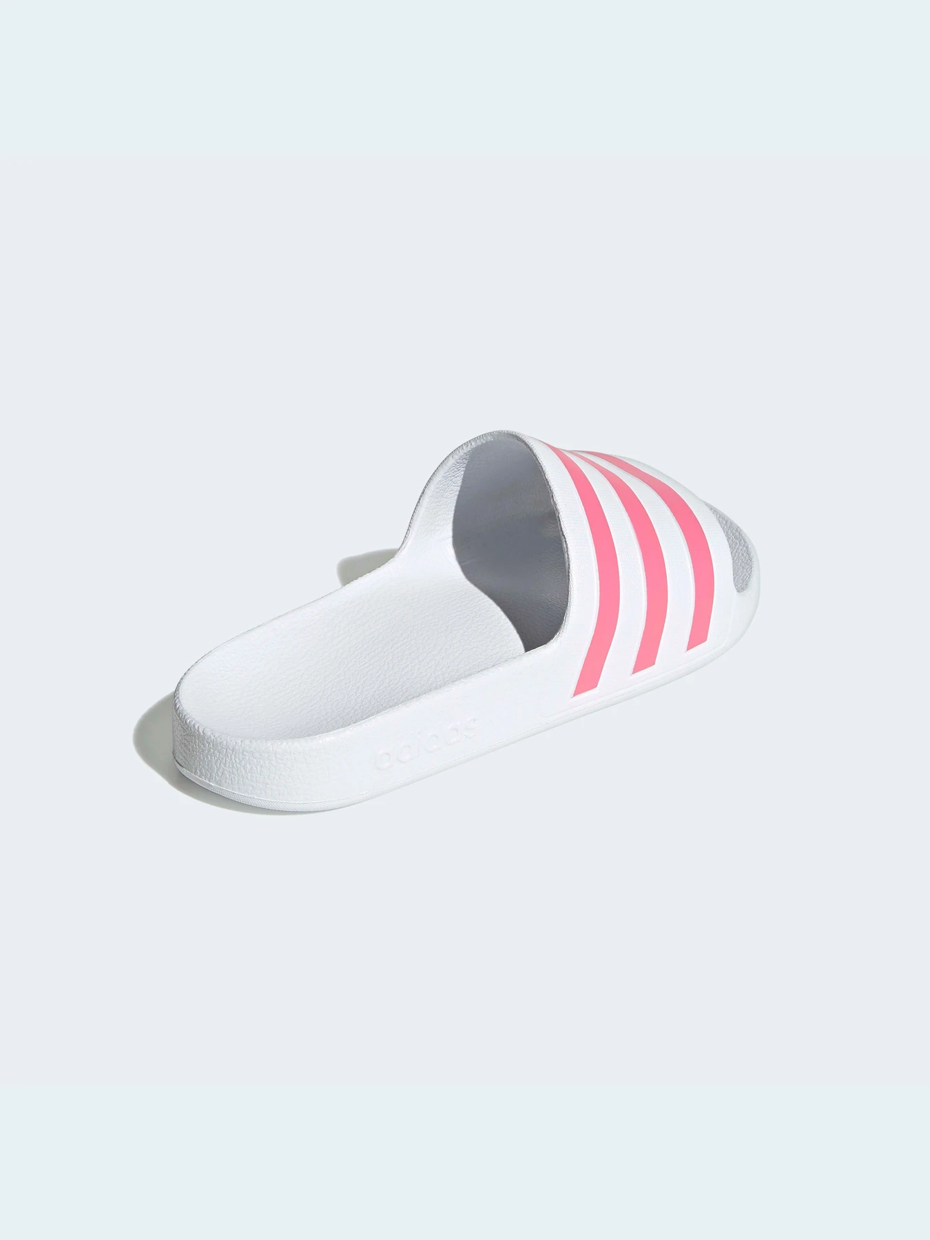 Шлёпанцы Adidas Adilette модель GZ5237 Шлёпанцы Adidas Adilette модель GZ5237 Фото