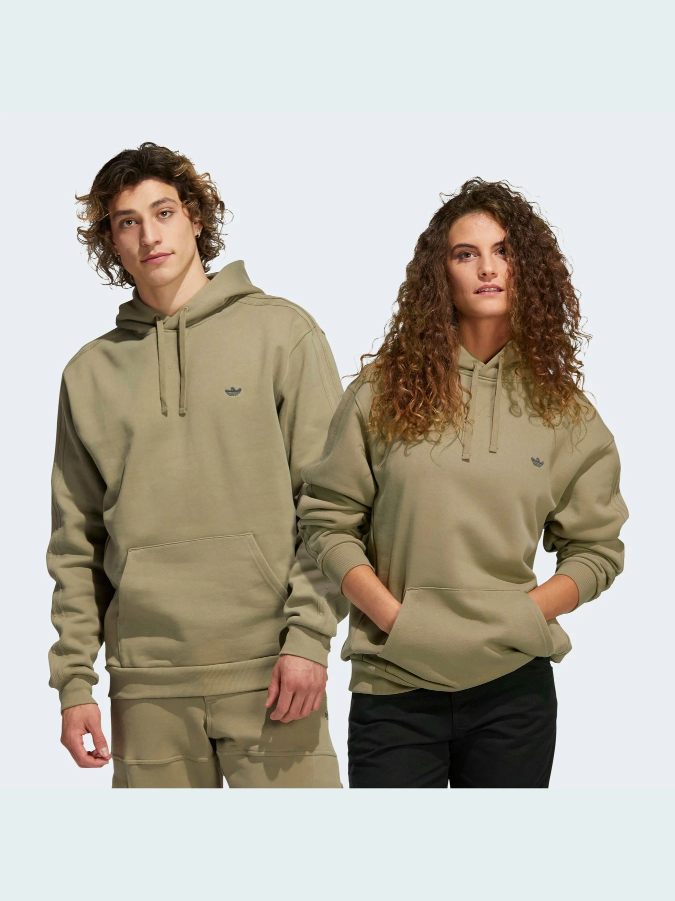 Худи и свитшоты Adidas модель GR8774 Худи и свитшоты Adidas модель GR8774 Фото