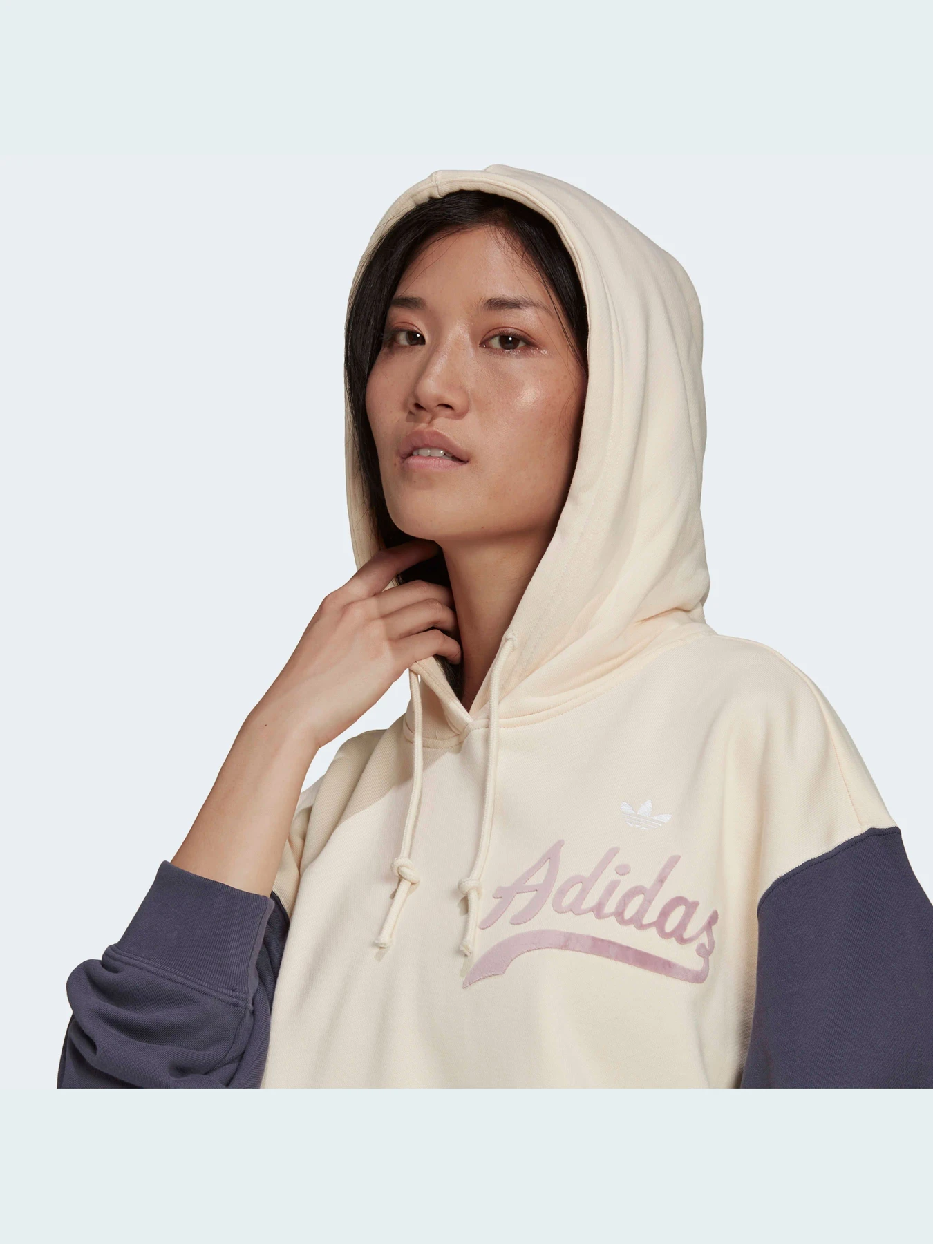 Худі та світшоти Adidas Graphics модель HD9782 Худі та світшоти Adidas Graphics модель HD9782 Фото