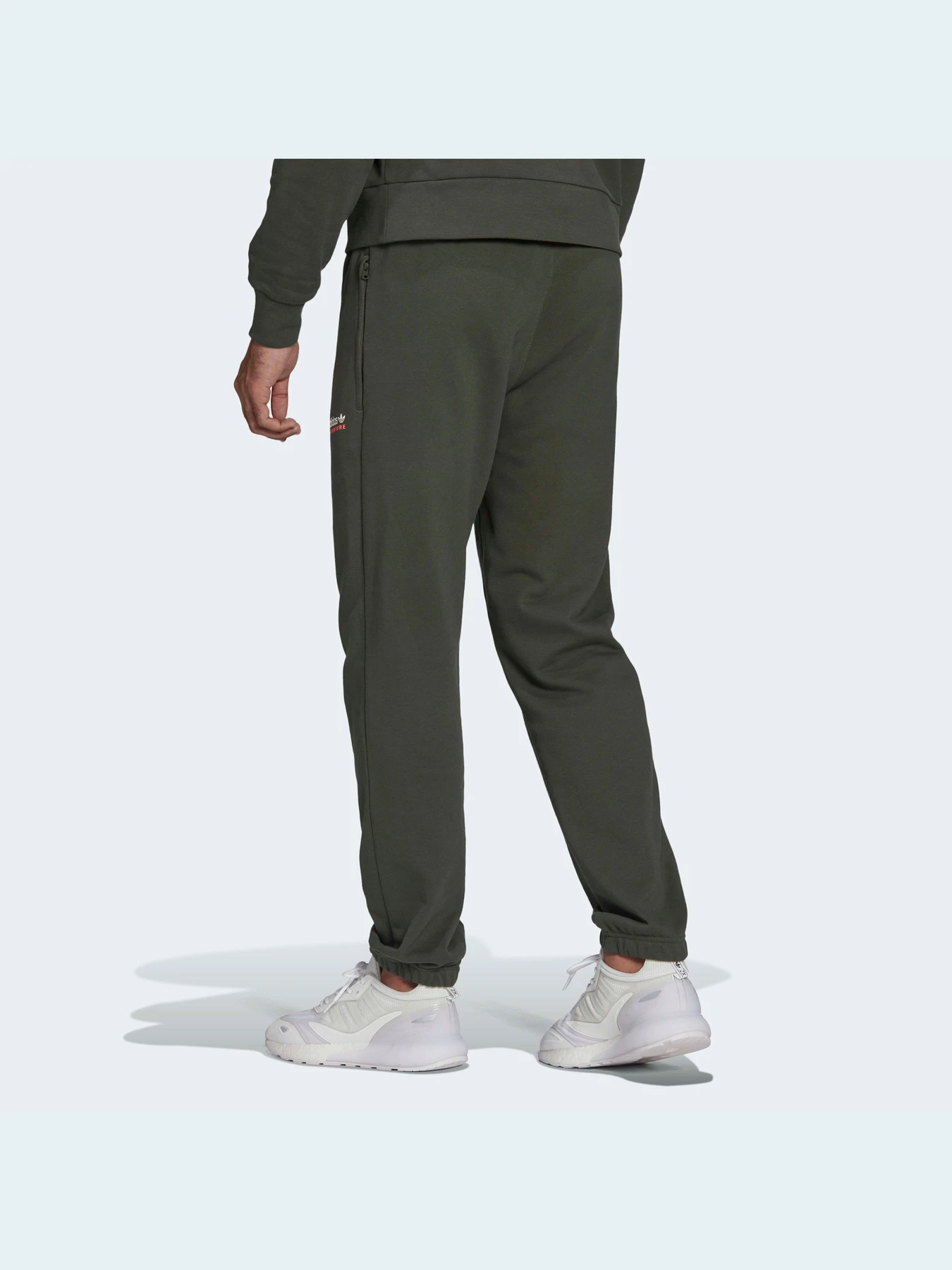 Брюки Adidas Adventure модель HF4772 Брюки Adidas Adventure модель HF4772 Фото