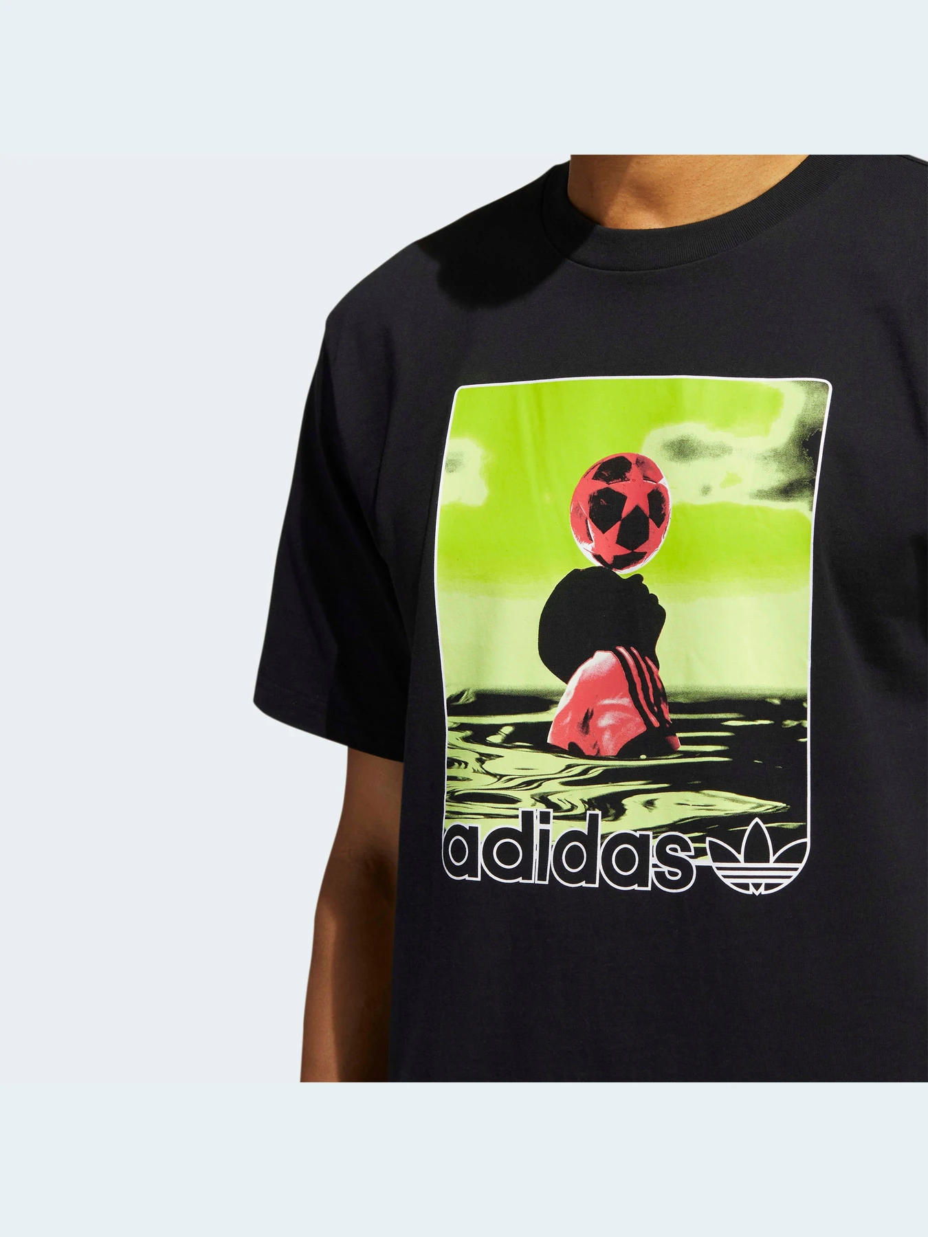 Футболки и поло Adidas Graphics модель HC2128 Футболки и поло Adidas Graphics модель HC2128 Фото