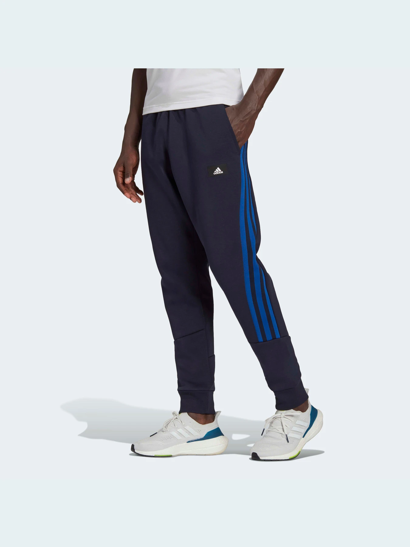 Брюки Adidas 3 Stripes модель HC5263 Брюки Adidas 3 Stripes модель HC5263 Фото