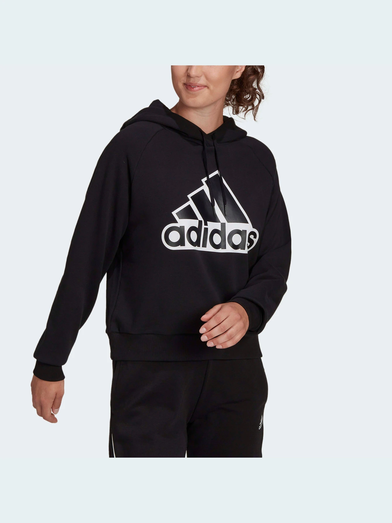 Худи и свитшоты Adidas модель HC9181 Худи и свитшоты Adidas модель HC9181 Фото