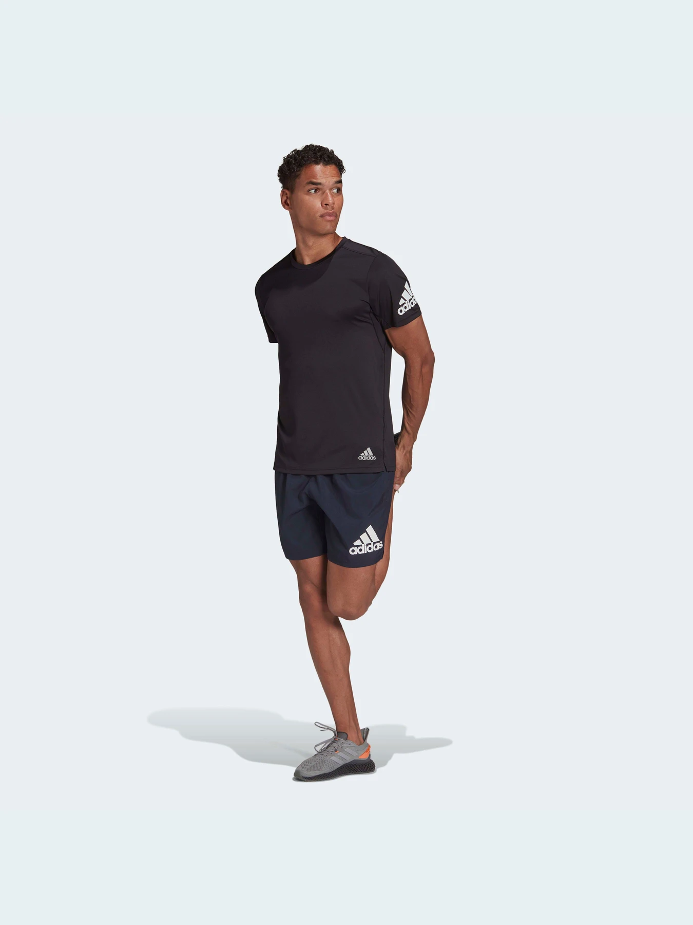 Футболки и поло Adidas модель HB7470 Футболки и поло Adidas модель HB7470 Фото