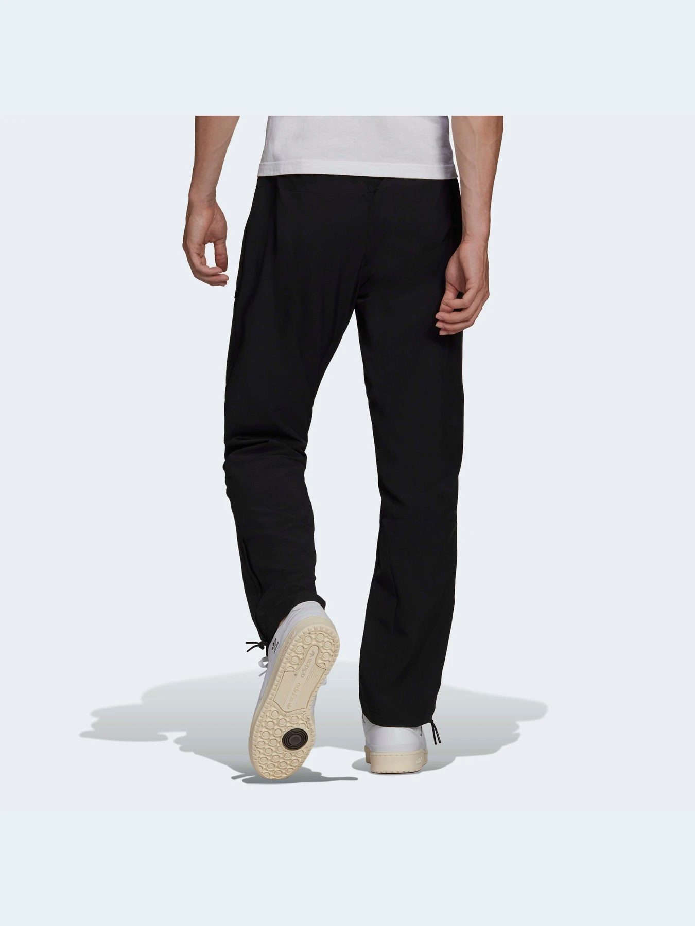 Штани Adidas Adicolor модель HC4543 Штани Adidas Adicolor модель HC4543 Фото