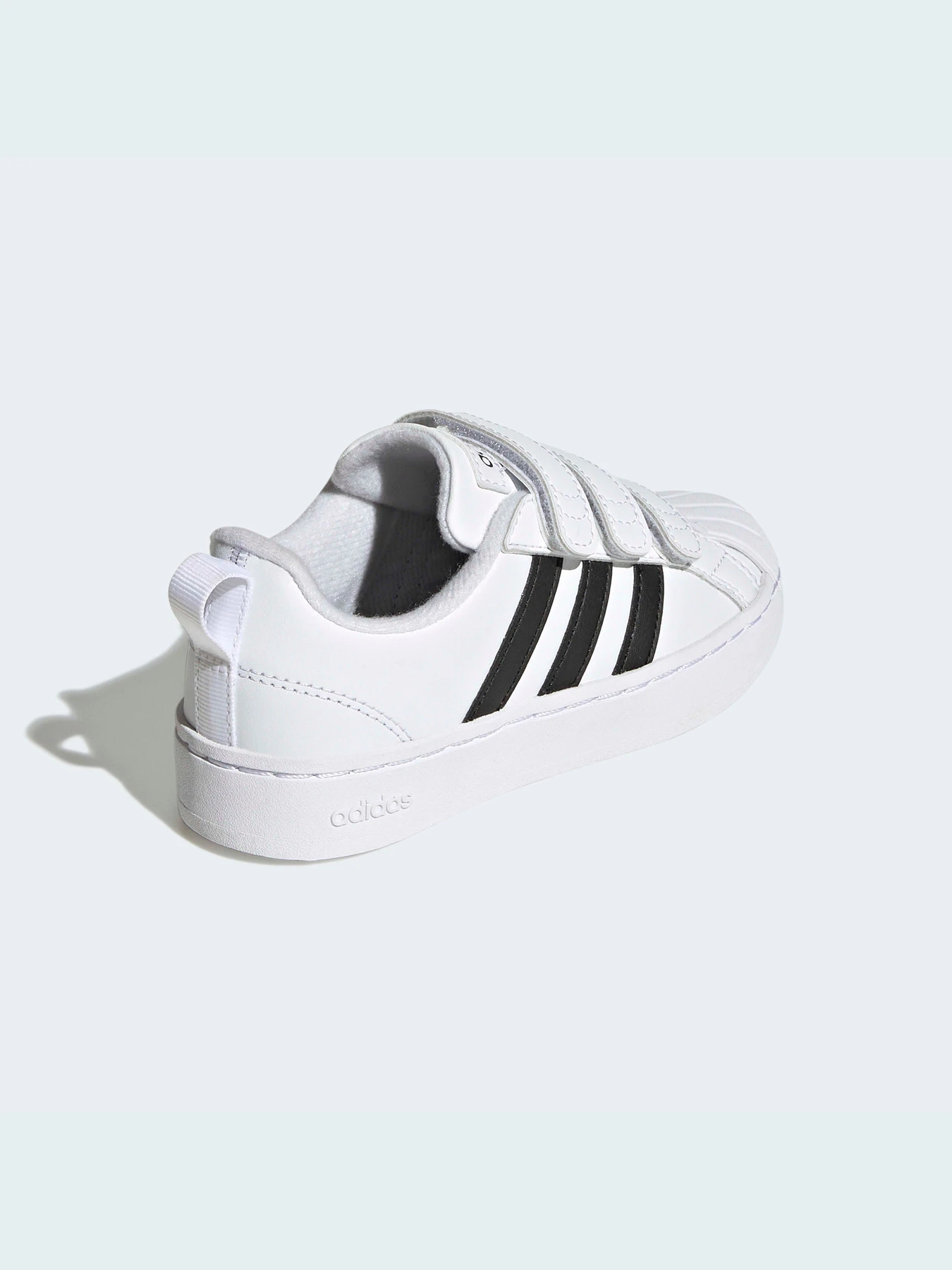Кроссовки Adidas модель GW6477 Кроссовки Adidas модель GW6477 Фото
