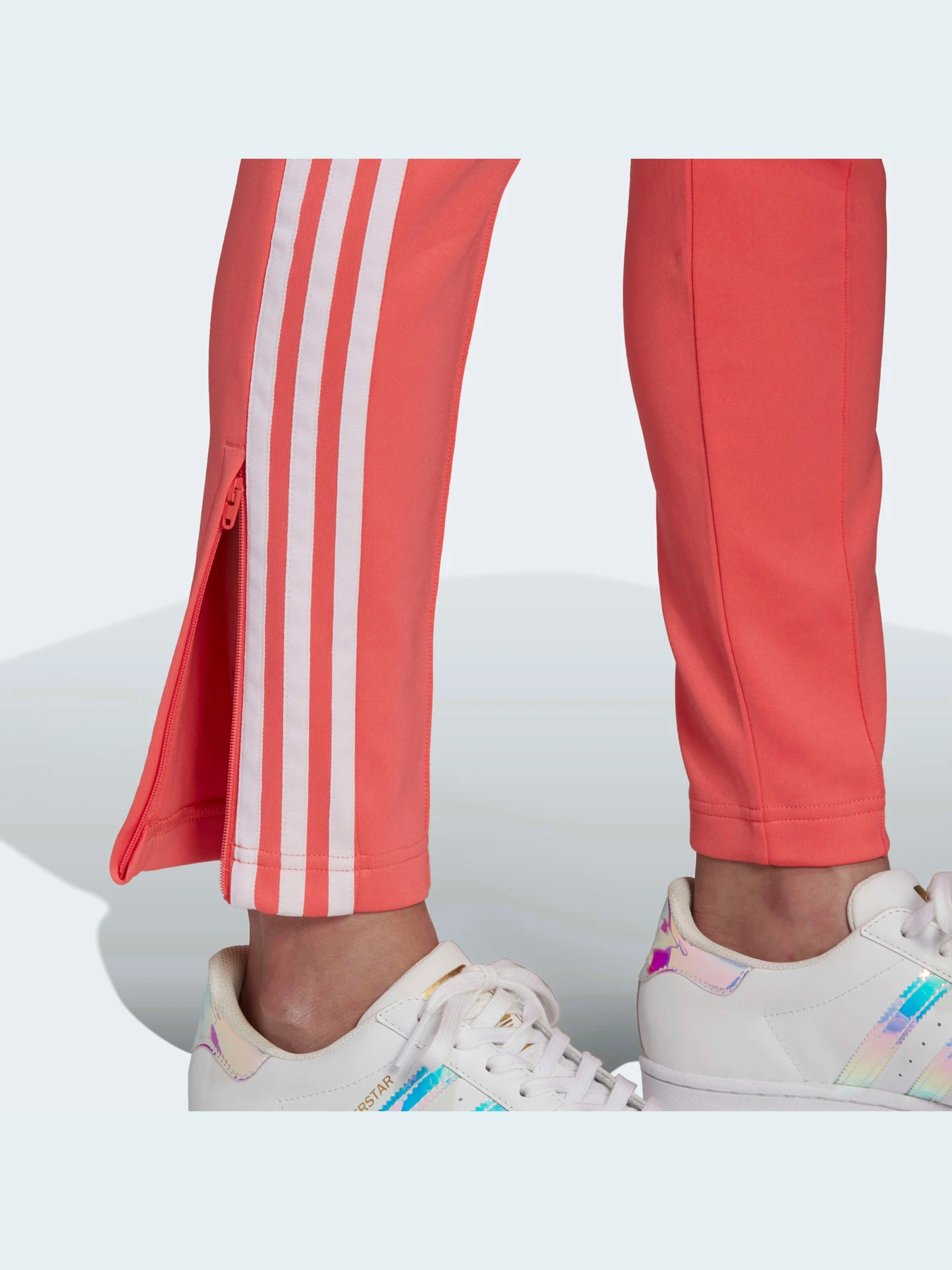 Брюки Adidas Adicolor модель HF1994 Фото