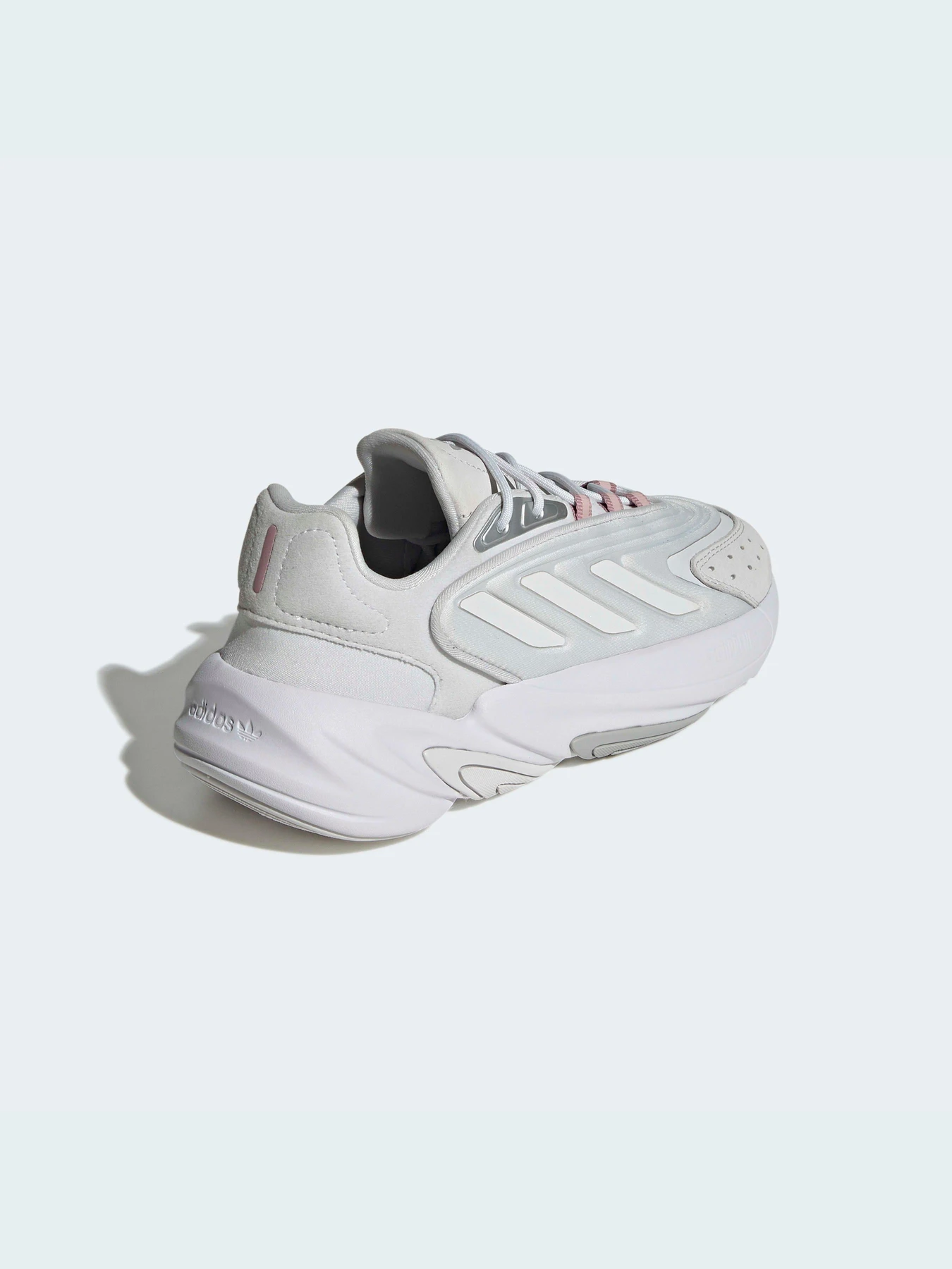 Кроссовки Adidas Ozweego модель GW0612 Кроссовки Adidas Ozweego модель GW0612 Фото