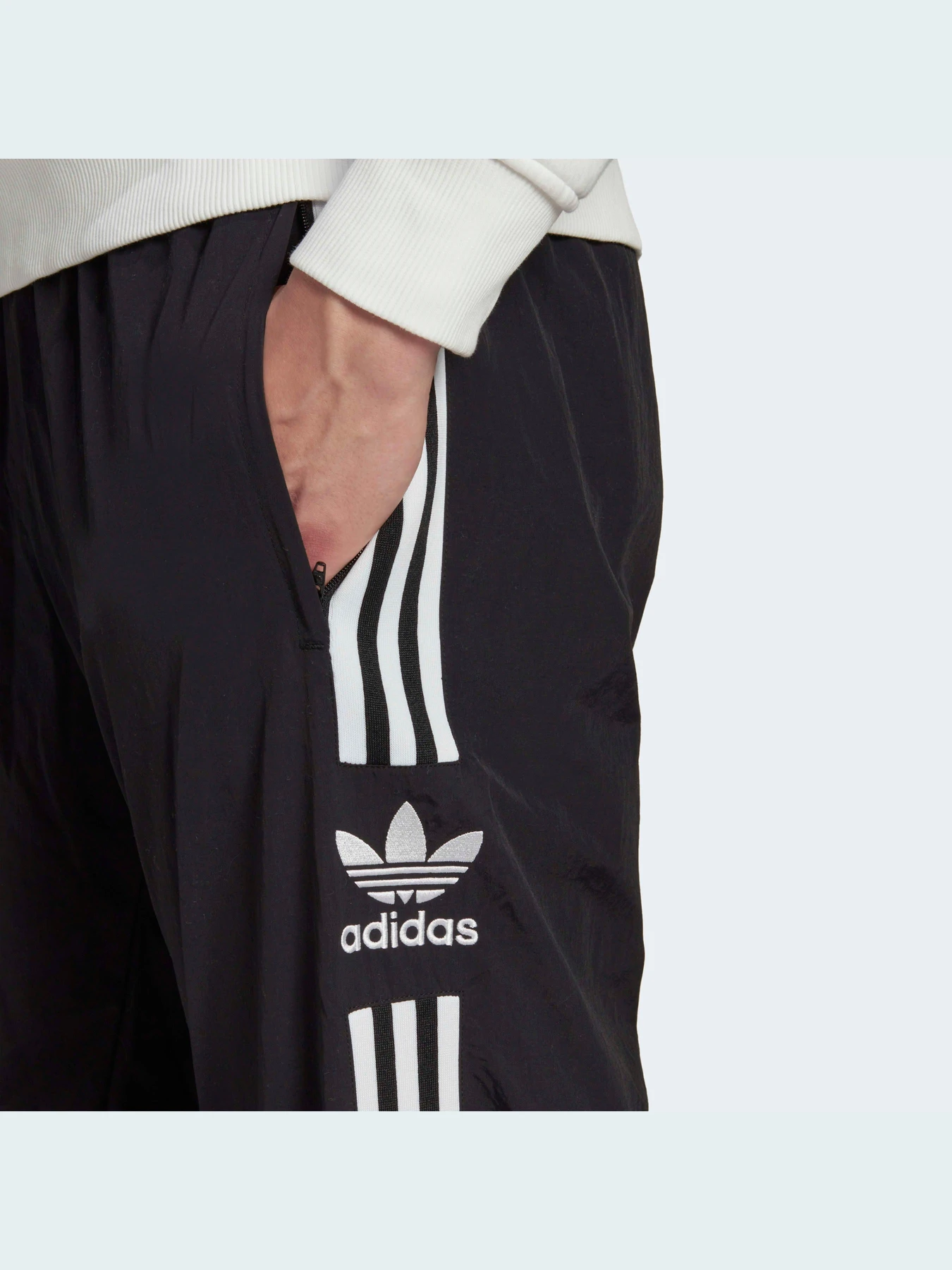 Штани Adidas Adicolor модель IA6355 Штани Adidas Adicolor модель IA6355 Фото