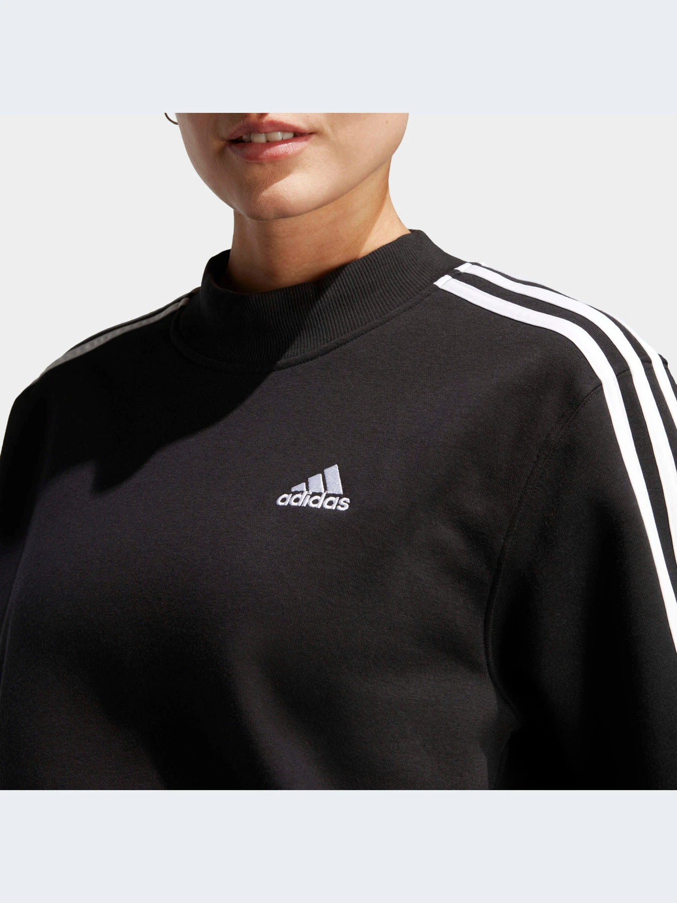 Худі та світшоти Adidas модель IC8789 Худі та світшоти Adidas модель IC8789 Фото