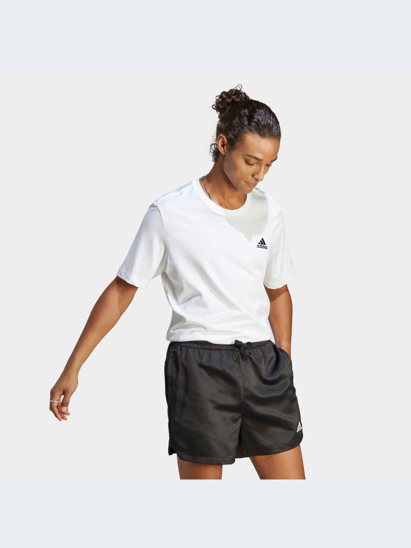 Футболки и поло Adidas модель IC9286 Футболки и поло Adidas модель IC9286 Фото
