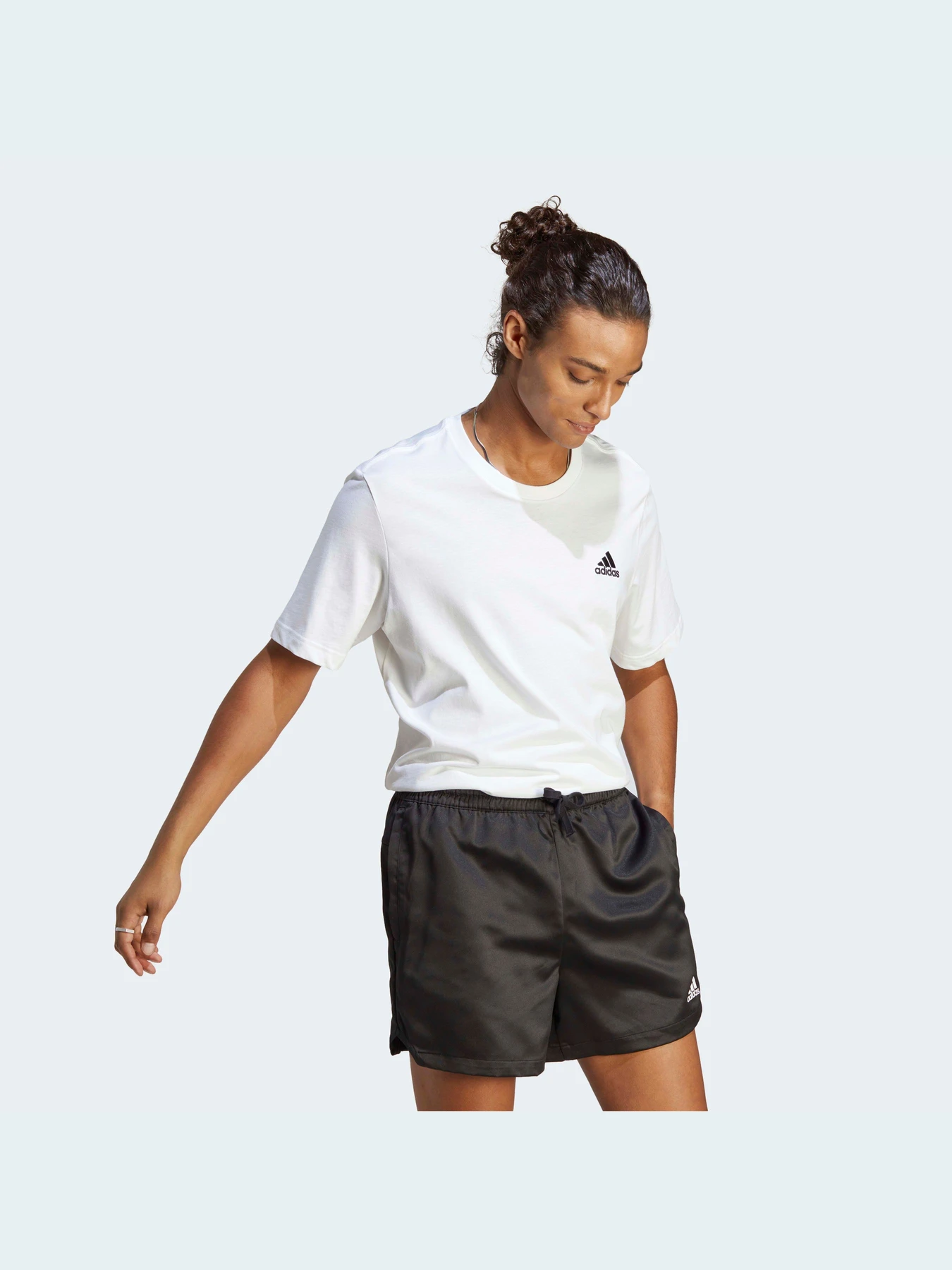 Футболки и поло Adidas модель IC9286 Футболки и поло Adidas модель IC9286 Фото