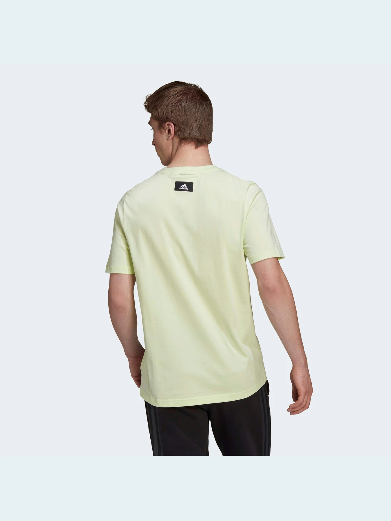 Футболки и поло Adidas модель HF4758 Футболки и поло Adidas модель HF4758 Фото