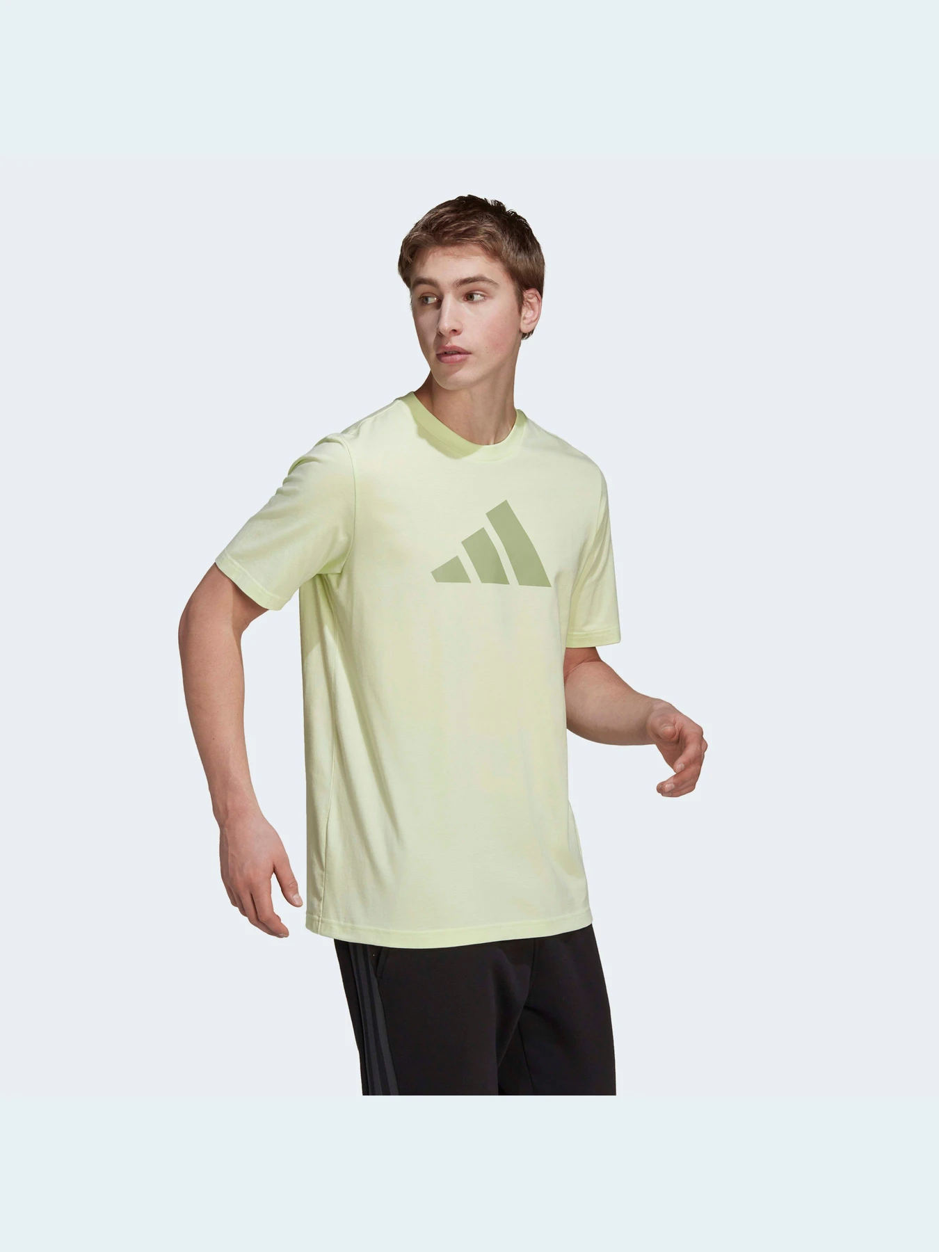 Футболки и поло Adidas модель HF4758 Футболки и поло Adidas модель HF4758 Фото